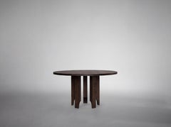 Grande tavolo rotondo, stile brutalista, in rovere europeo massiccio, modello Acer di Mokko