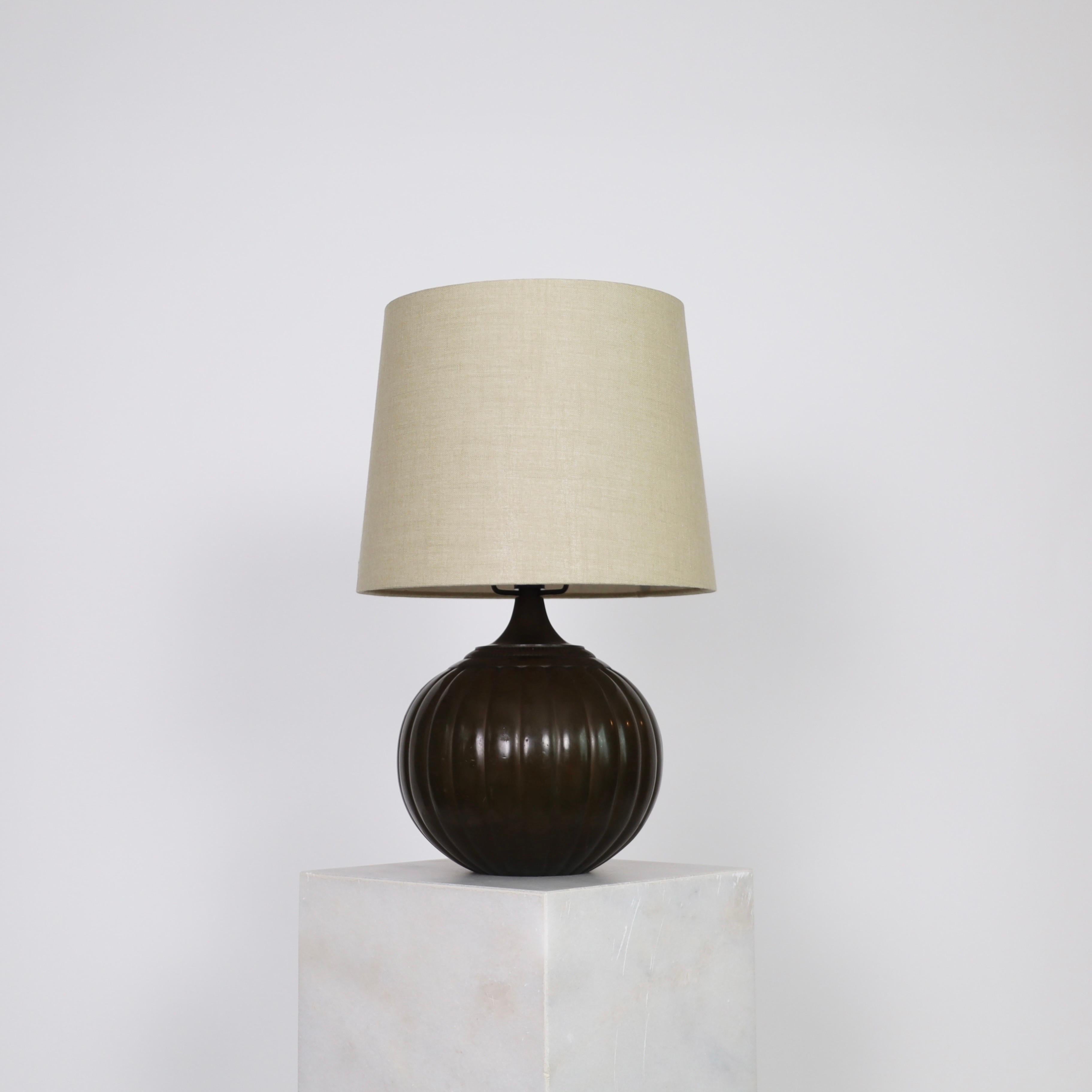Large Round Table Lamp by Just Andersen, 1930s, Denmark For Sale 6