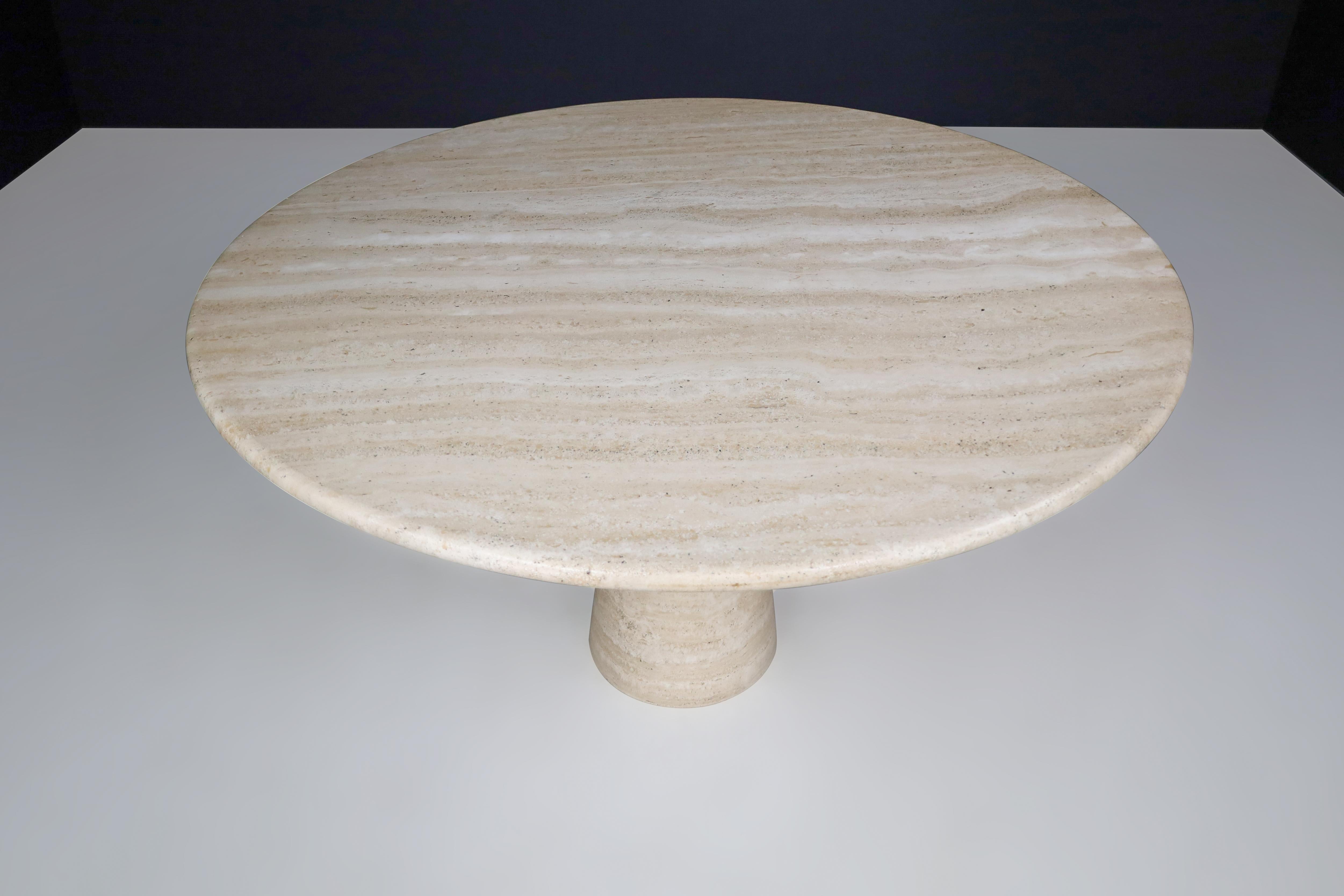 Mid-Century Modern Round Travertine Dining or Centre Table, Italy, 1970s   For Sale 2