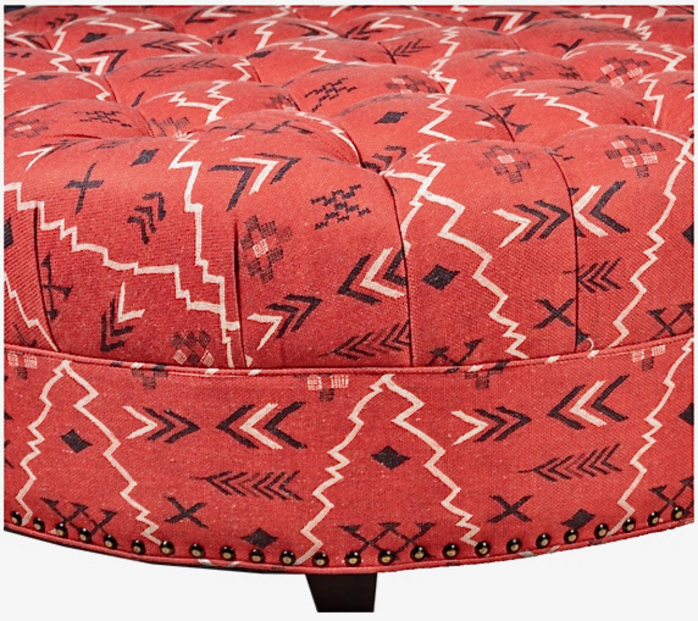 Grand pouf rond touffeté à motif amérindien en vente 4
