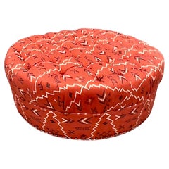 Grand pouf rond touffeté à motif amérindien