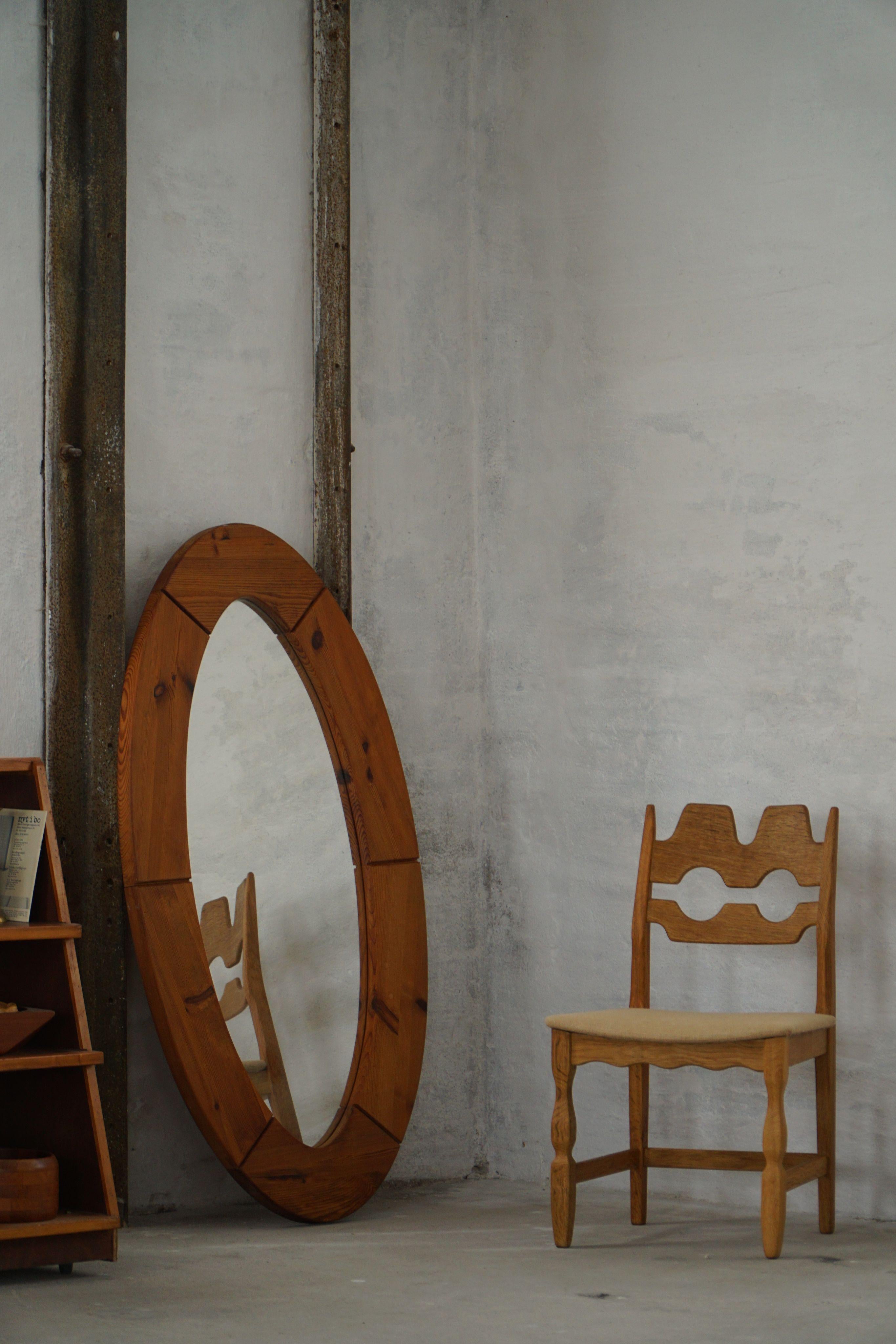 Large Oval Wall Mirror in Solid Pine by Glasmäster Markaryd, Sweden, 1960s For Sale 7