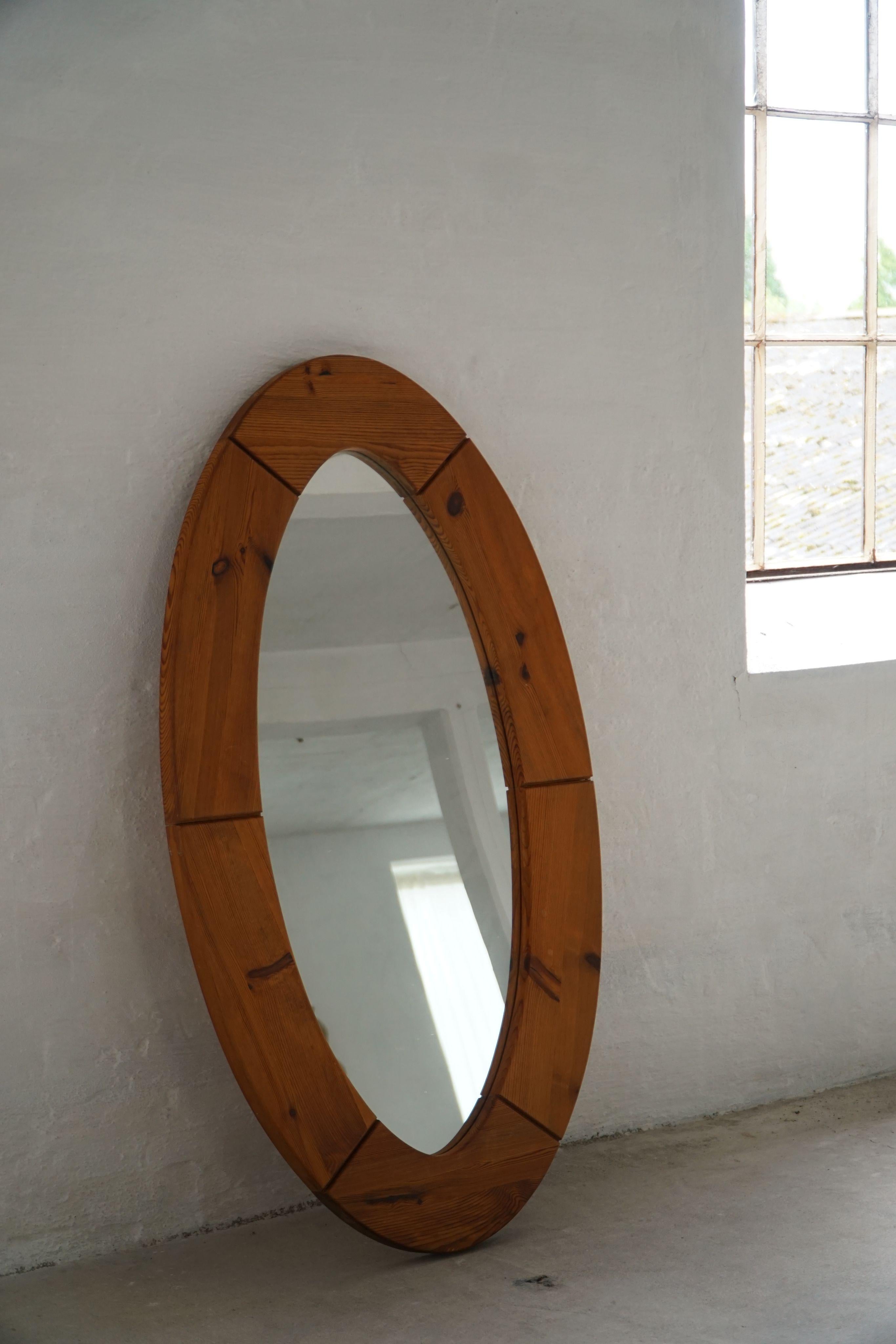 20th Century Large Oval Wall Mirror in Solid Pine by Glasmäster Markaryd, Sweden, 1960s For Sale