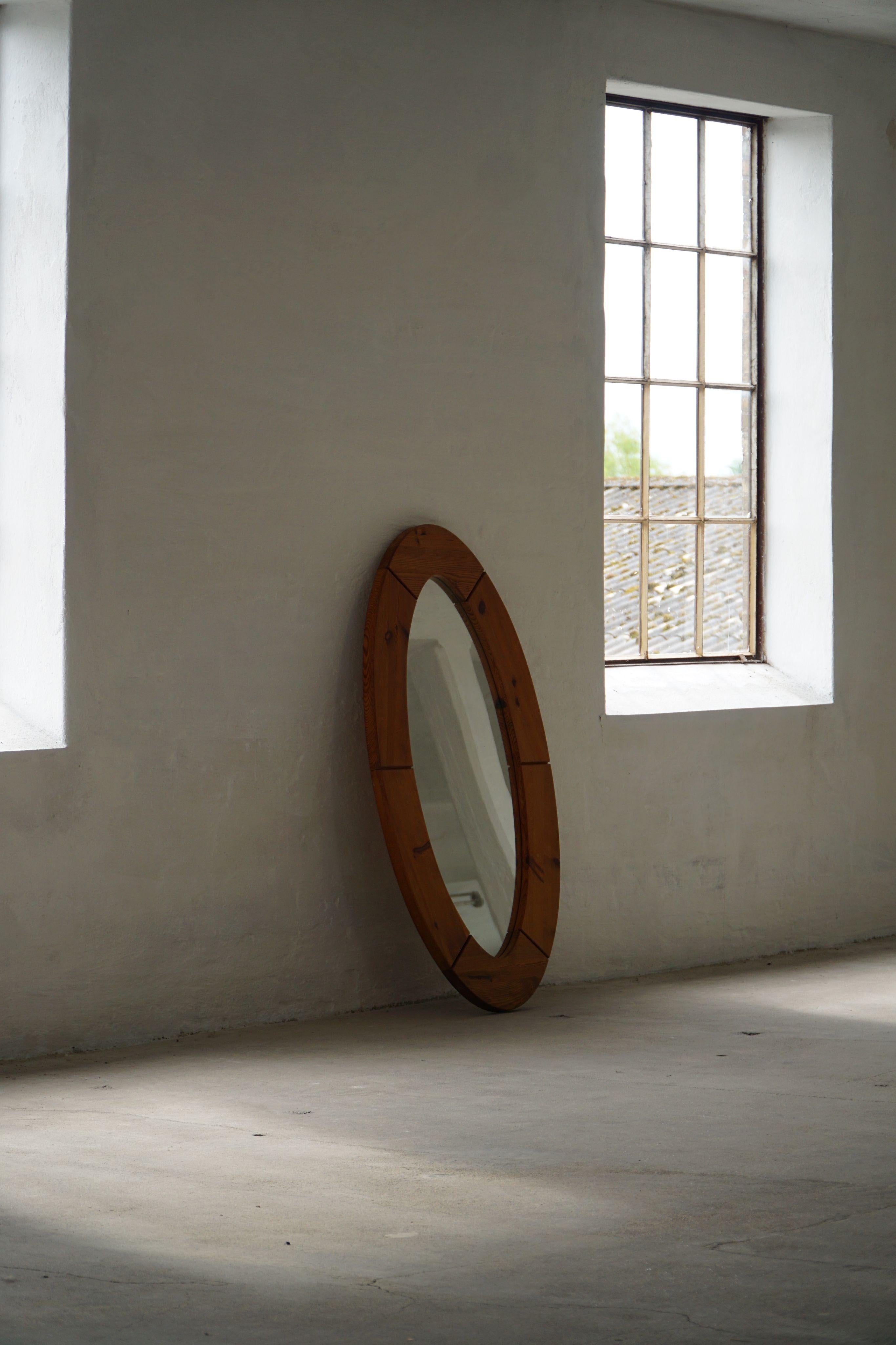 Large Oval Wall Mirror in Solid Pine by Glasmäster Markaryd, Sweden, 1960s For Sale 2