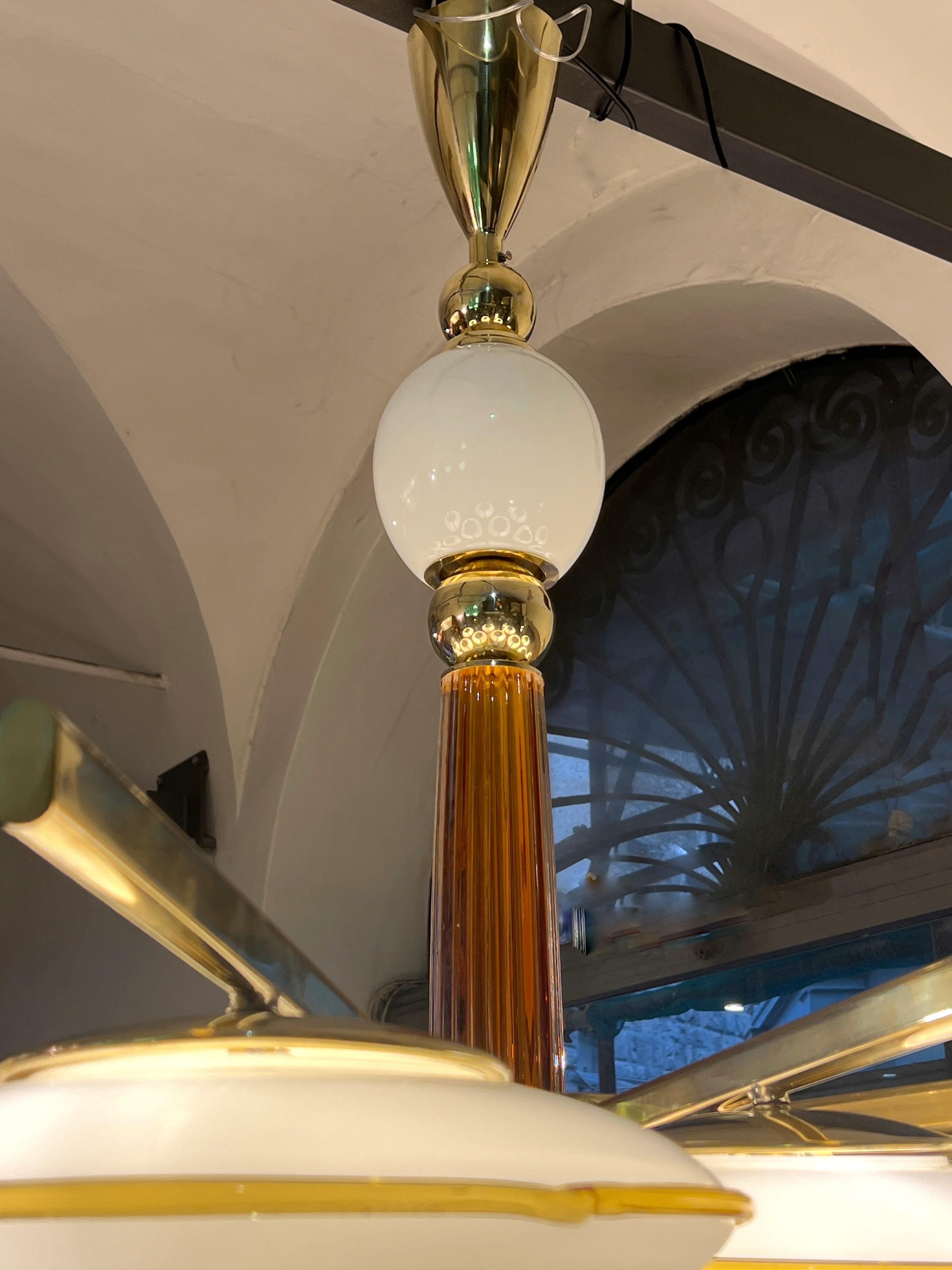 Large Round White and Amber Toned Murano Glass Chandelier by Vistosi, 1970 For Sale 10