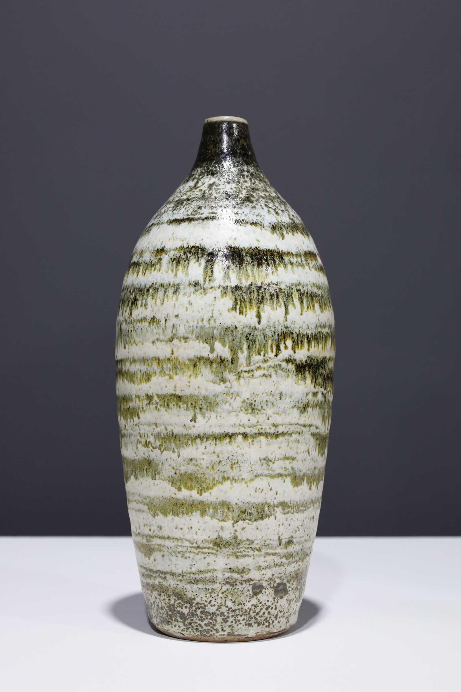 Mid-Century Modern Large Rounded Ceramic Vase by Albert Green For Sale