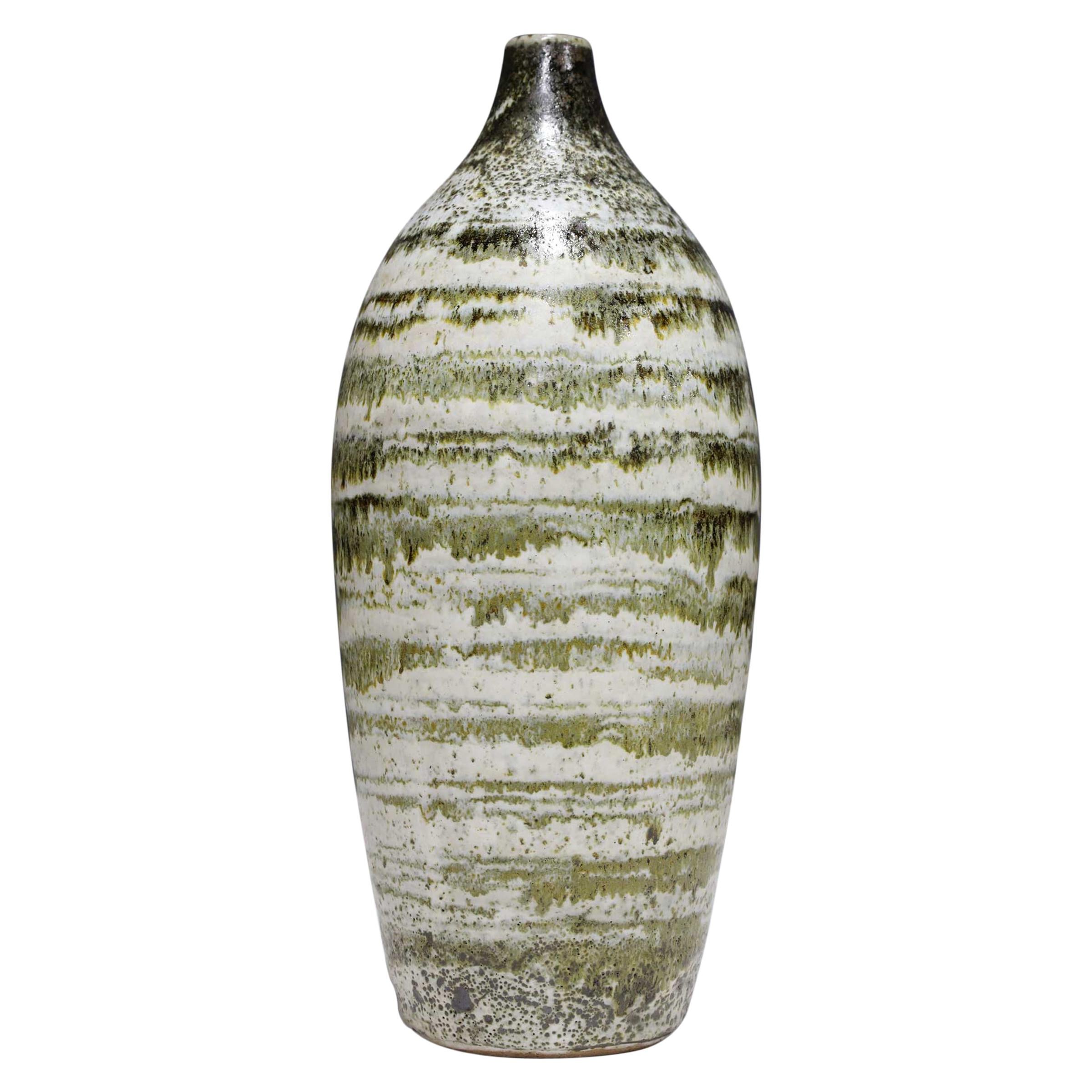 Grand vase en céramique arrondi d'Albert Green en vente
