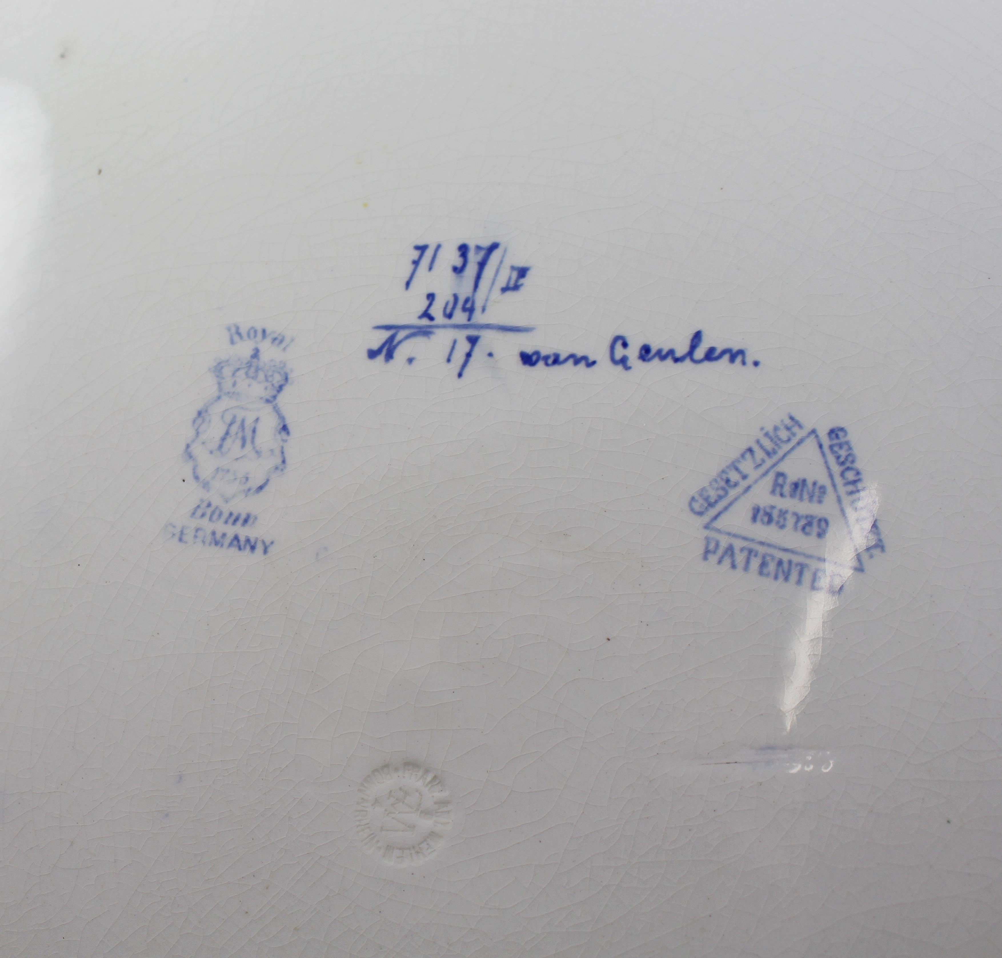 Large Royal Bonn Blue & White Portrait Charger, Signed c.1890 For Sale 4