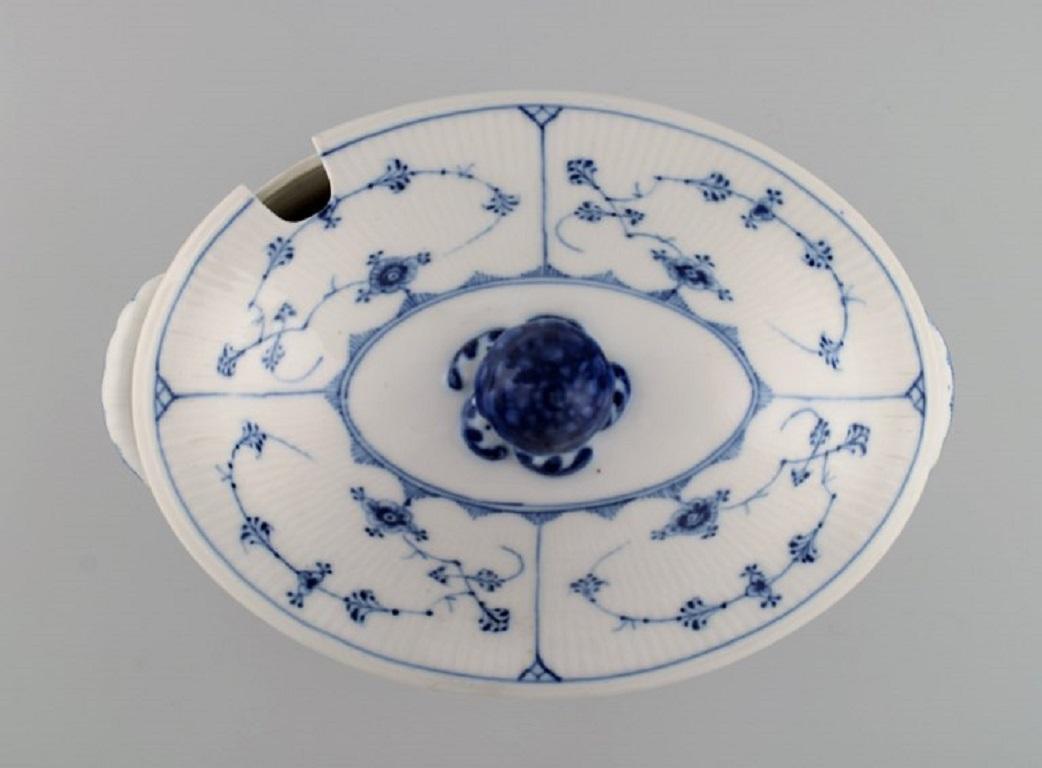 Large Royal Copenhagen Blue Fluted Plain Soup Tureen in Hand-Painted Porcelain 1
