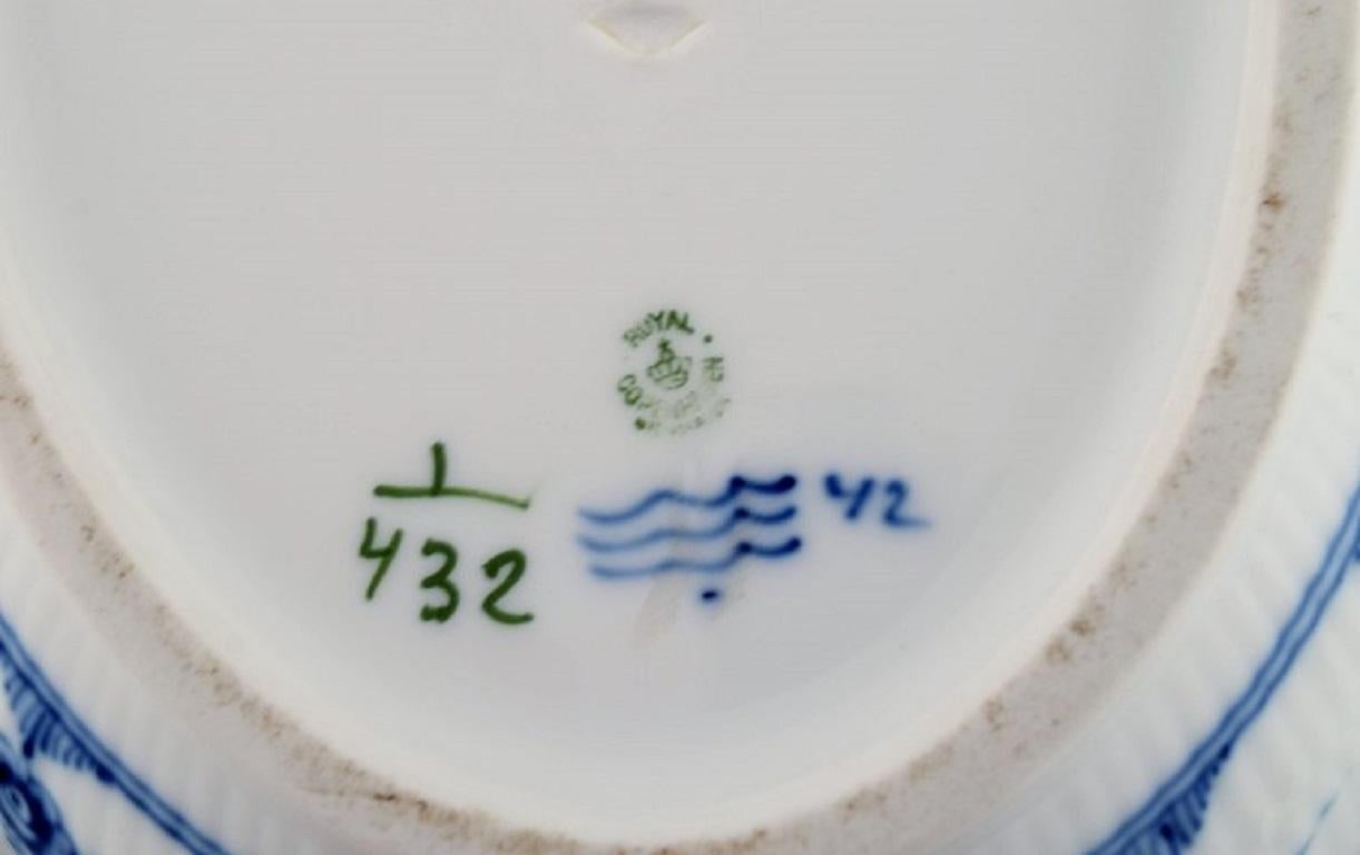 Large Royal Copenhagen Blue Fluted Plain Soup Tureen in Hand-Painted Porcelain 2