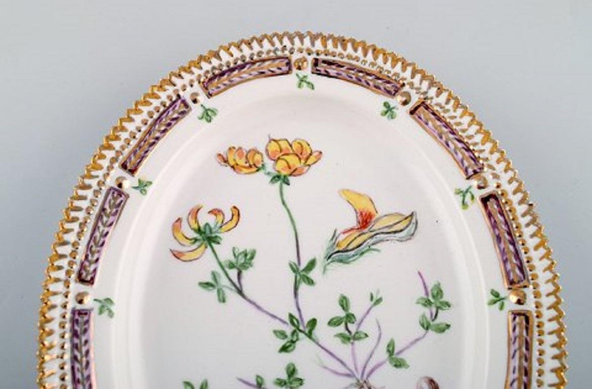Danish Large Royal Copenhagen Flora Danica Dish in Hand Painted Porcelain, Dated 1947