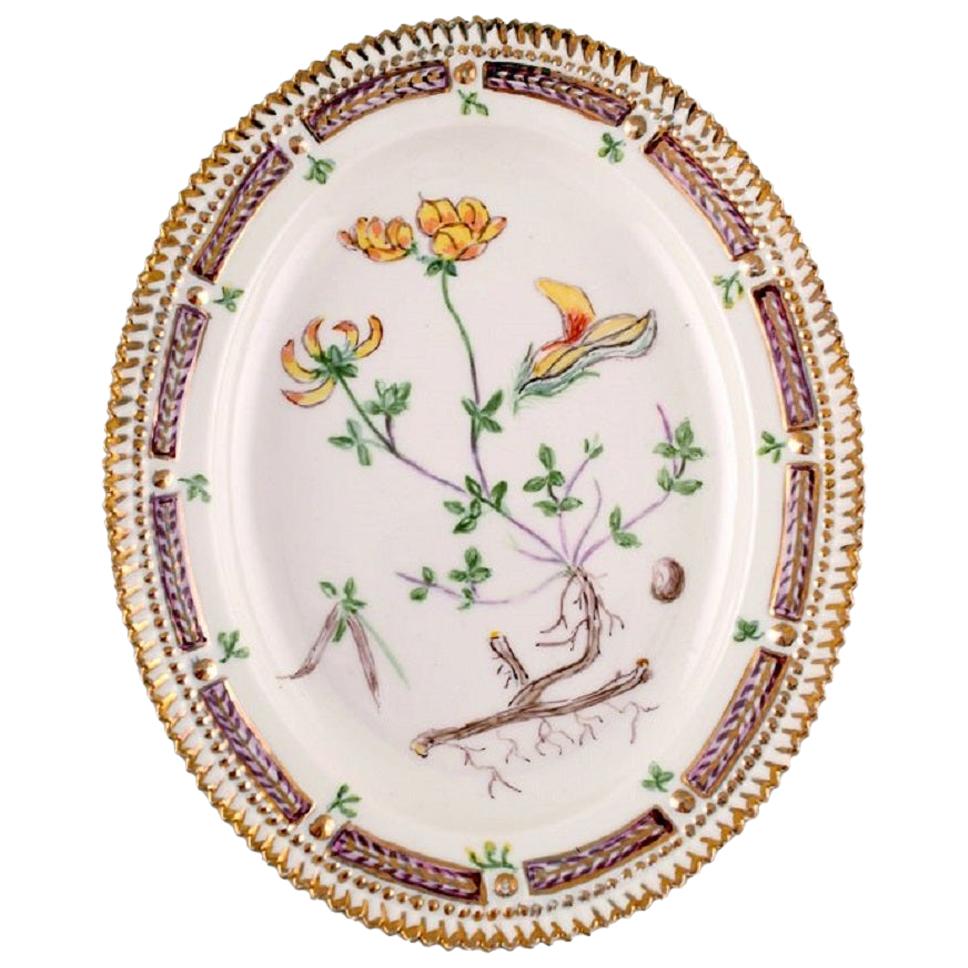 Large Royal Copenhagen Flora Danica Dish in Hand Painted Porcelain, Dated 1947