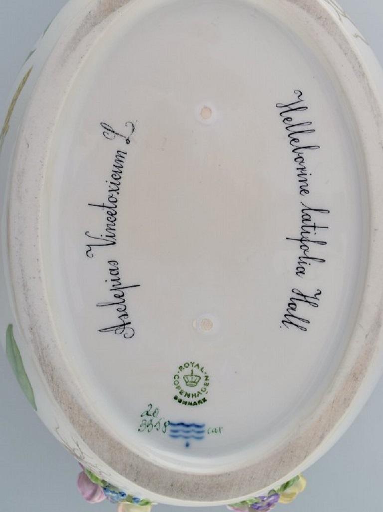 Large Royal Copenhagen Flora Danica Soup Tureen in Hand-Painted Porcelain 4