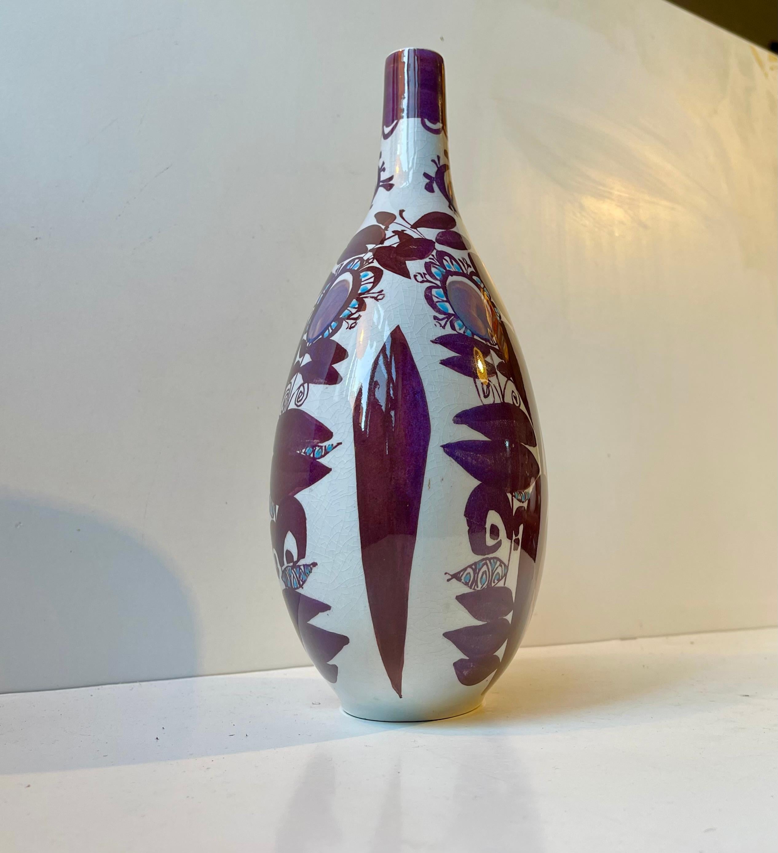 Große Royal Copenhagen-Vase in Maroon und Lila von Kari Christensen, 1960er Jahre (Moderne der Mitte des Jahrhunderts) im Angebot