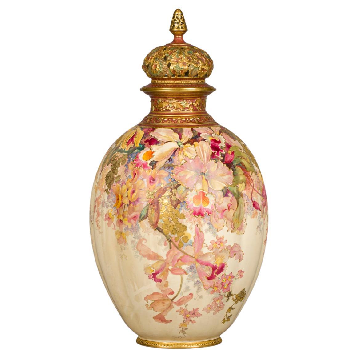 Large Royal Crown Derby Covered Jar, 19th century For Sale