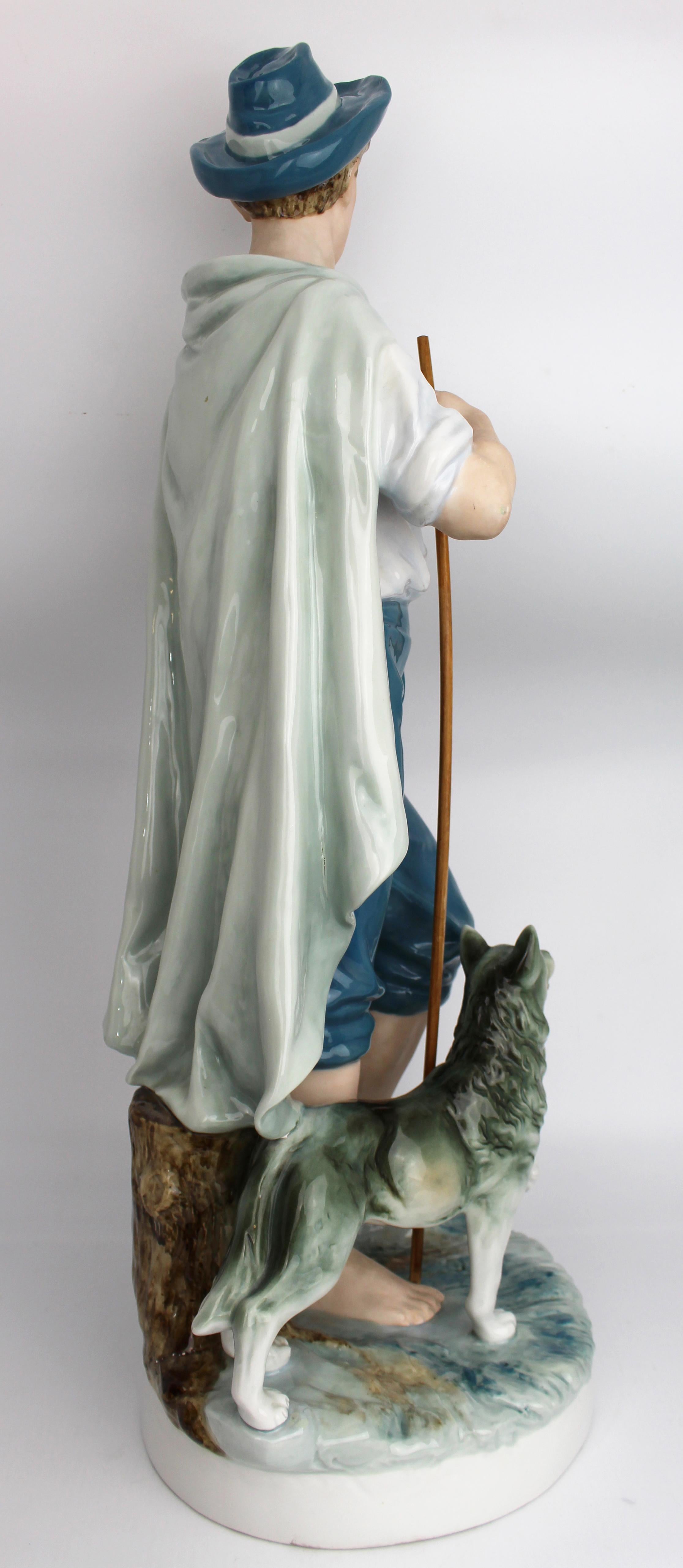 Austriaco Grande figura di pastore in porcellana Royal Dux, XX secolo in vendita