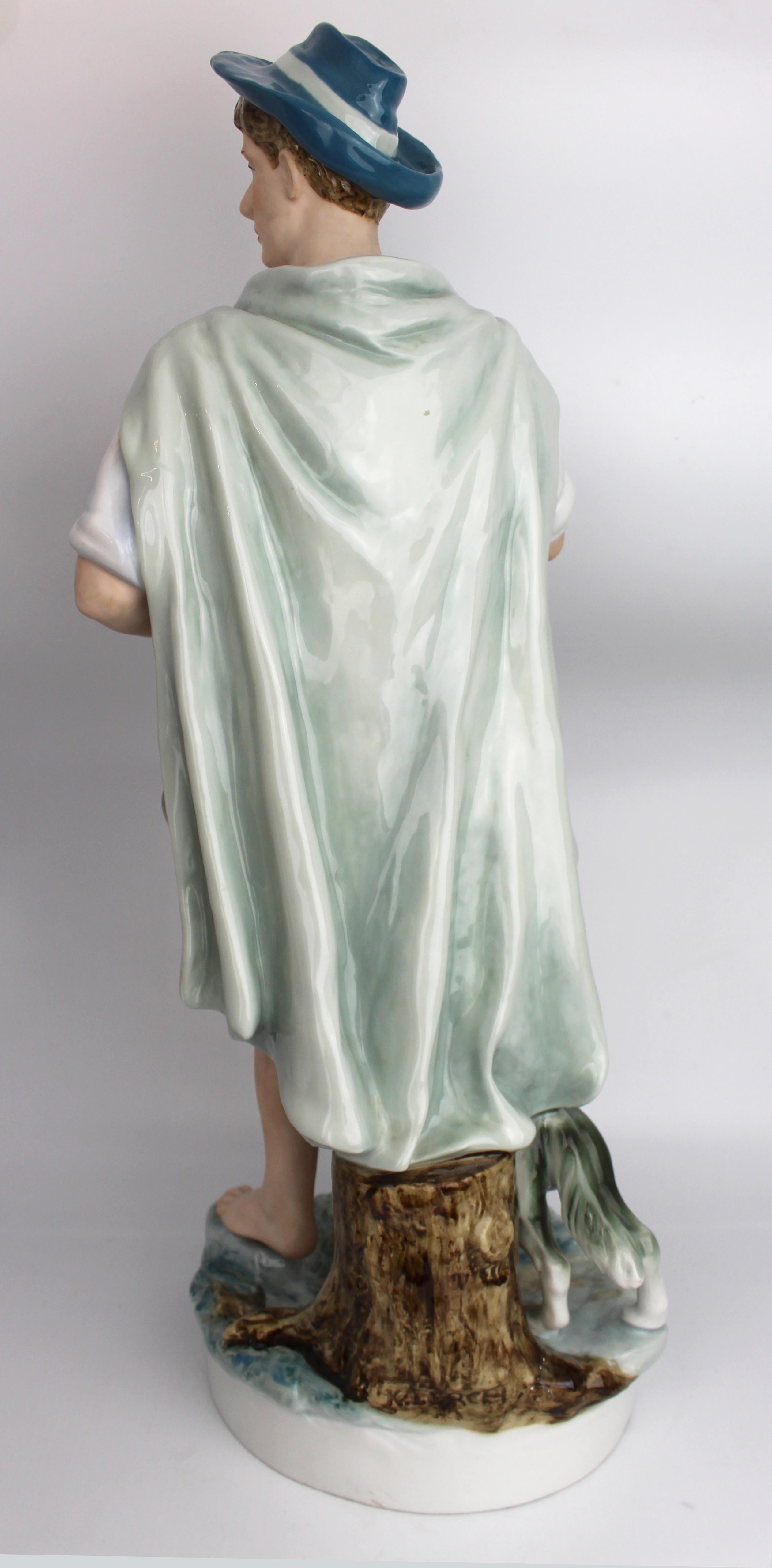 Grande figura di pastore in porcellana Royal Dux, XX secolo In condizioni buone in vendita a Worcester, GB