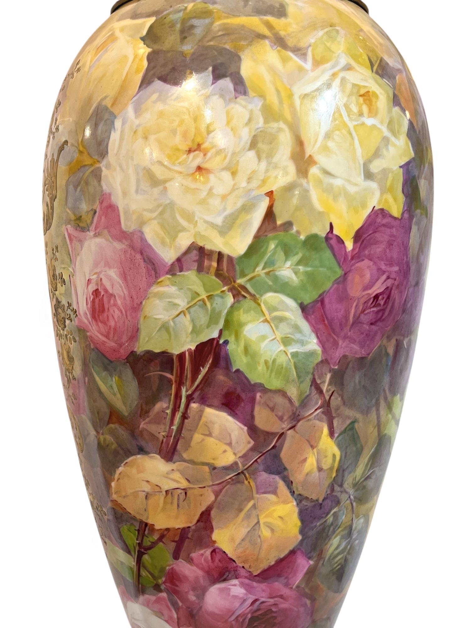 Grande vaso con ritratto montato in ormolu della Royal Vienna in vendita 4