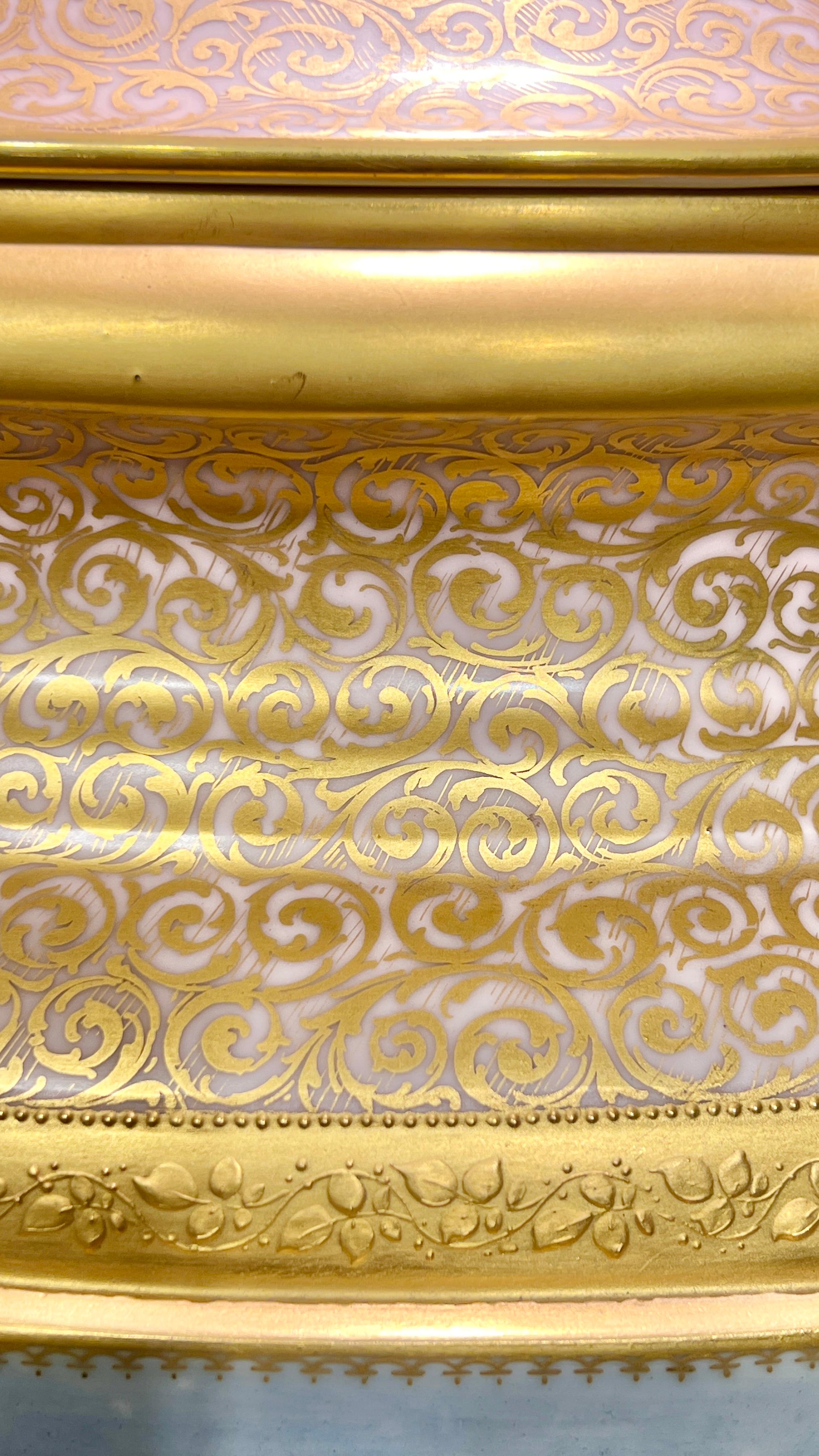 Große Vase im Wiener Stil mit Deckel im Angebot 2