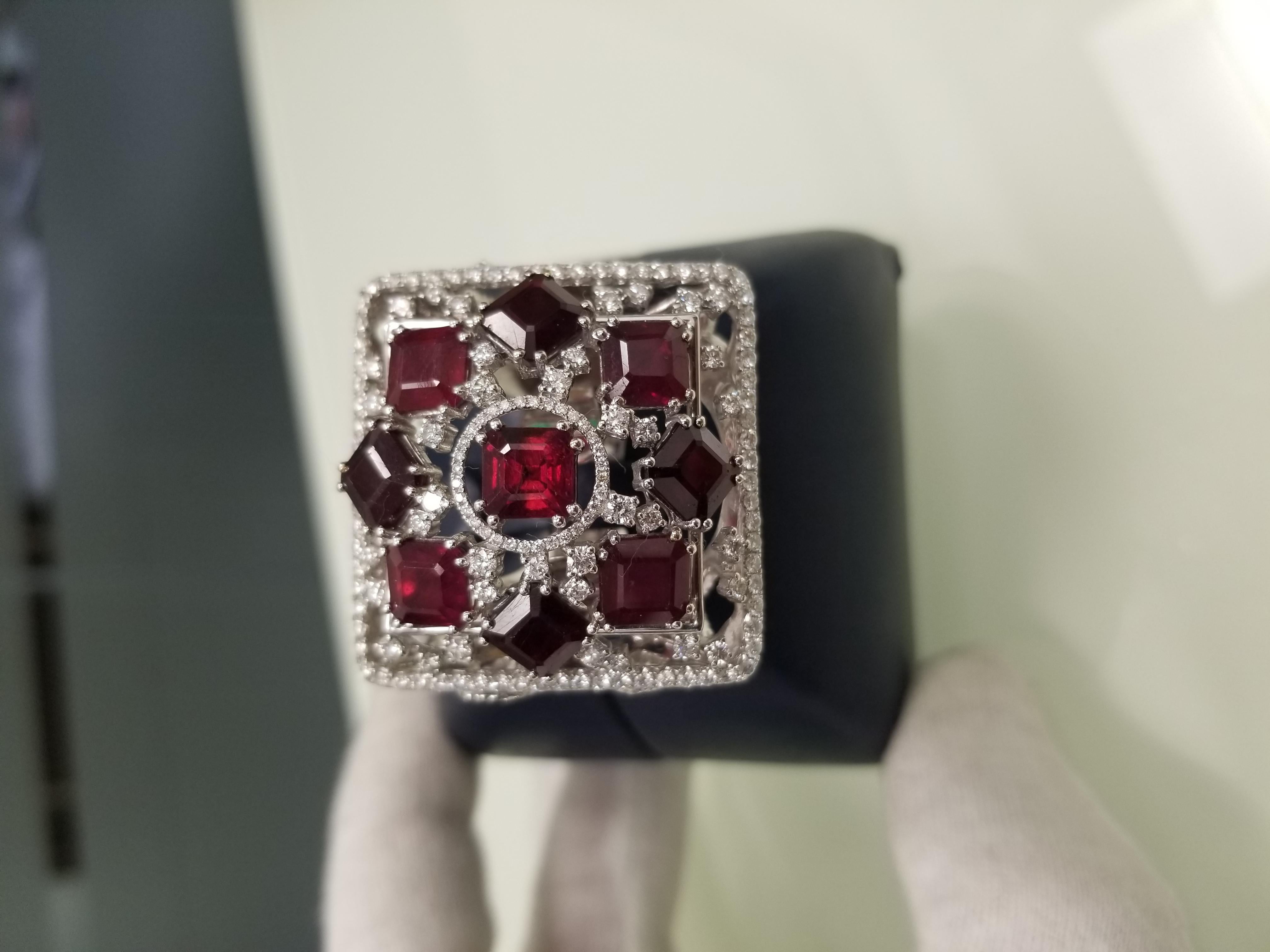 Large ruby and diamond ring For Sale 2