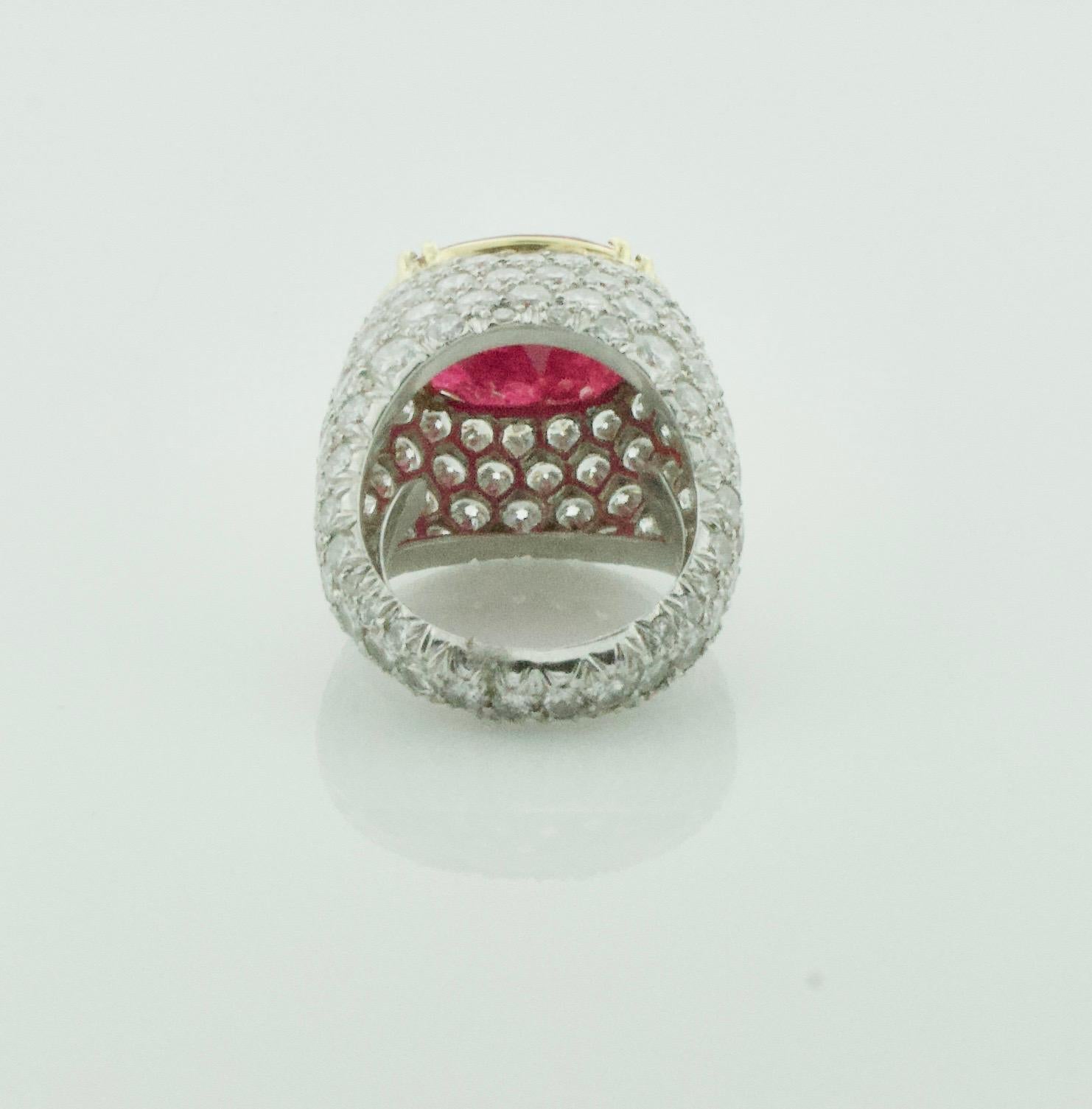 Large Ruby and Diamond Ring in Platinum In Excellent Condition In Wailea, HI