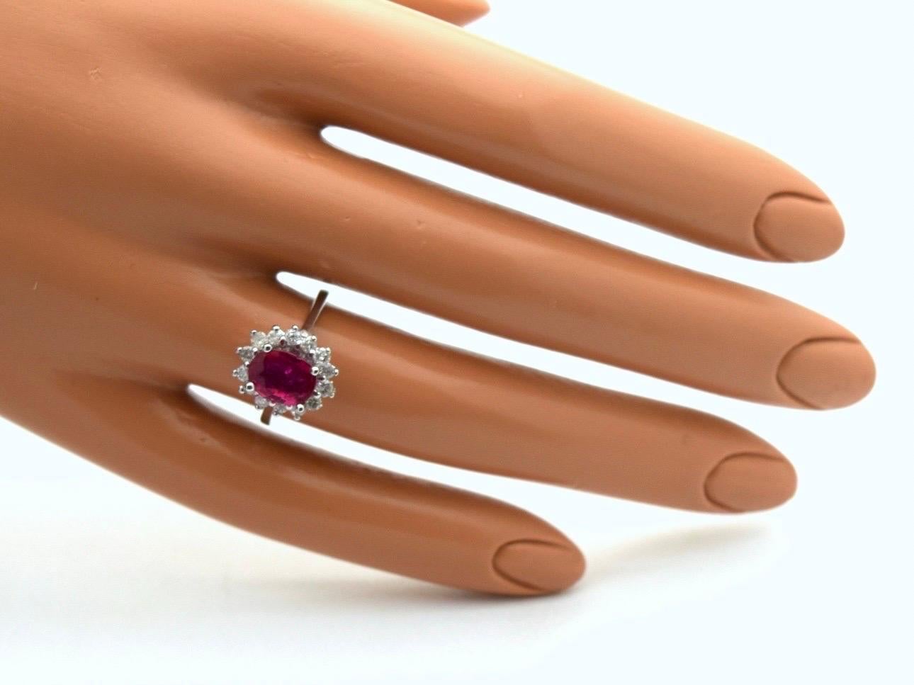 Large Ruby diamond cocktail ring 18Kt gold In New Condition For Sale In Boca Raton, FL