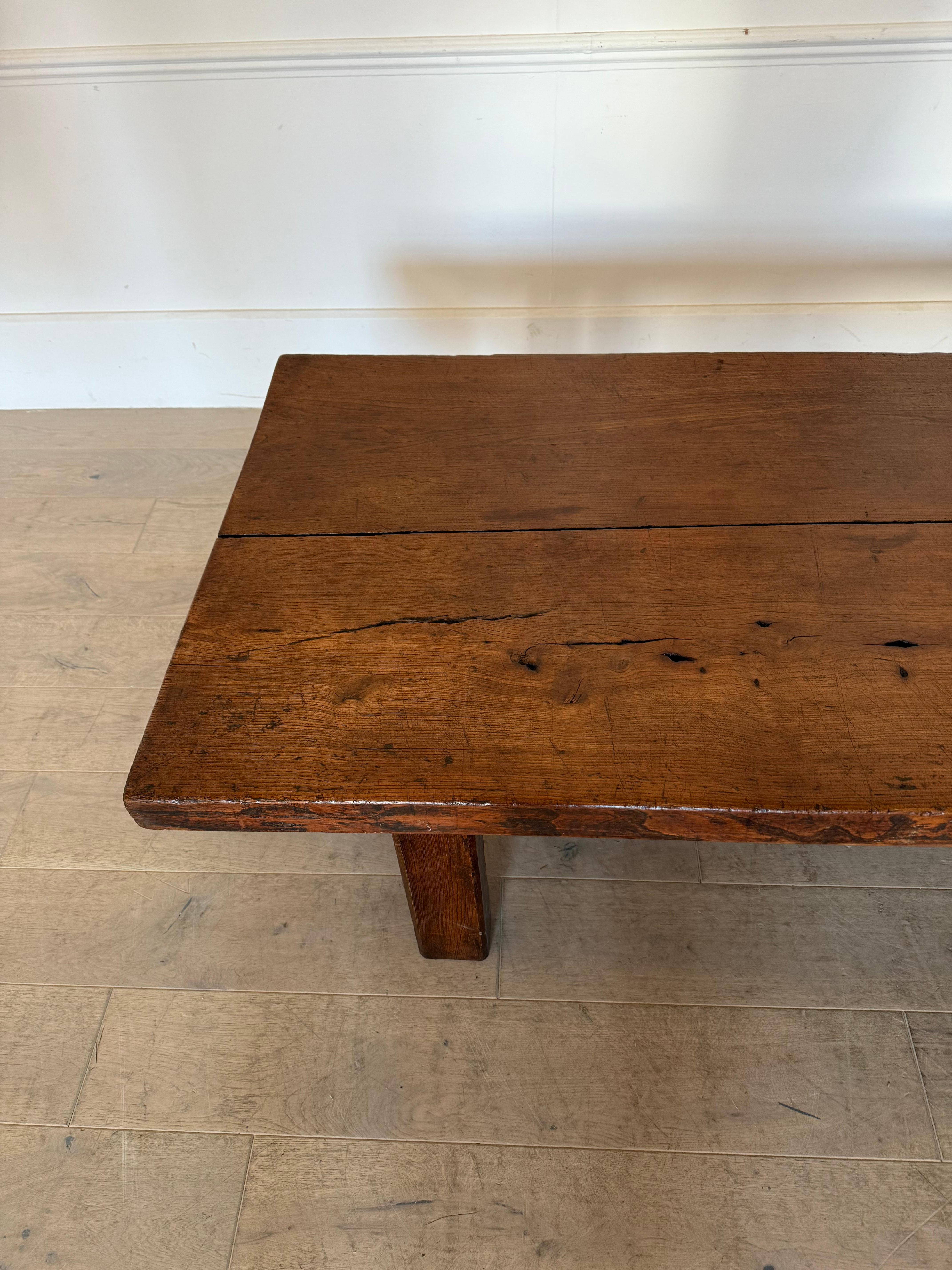 Large rustic 19th Elm coffee table For Sale 5