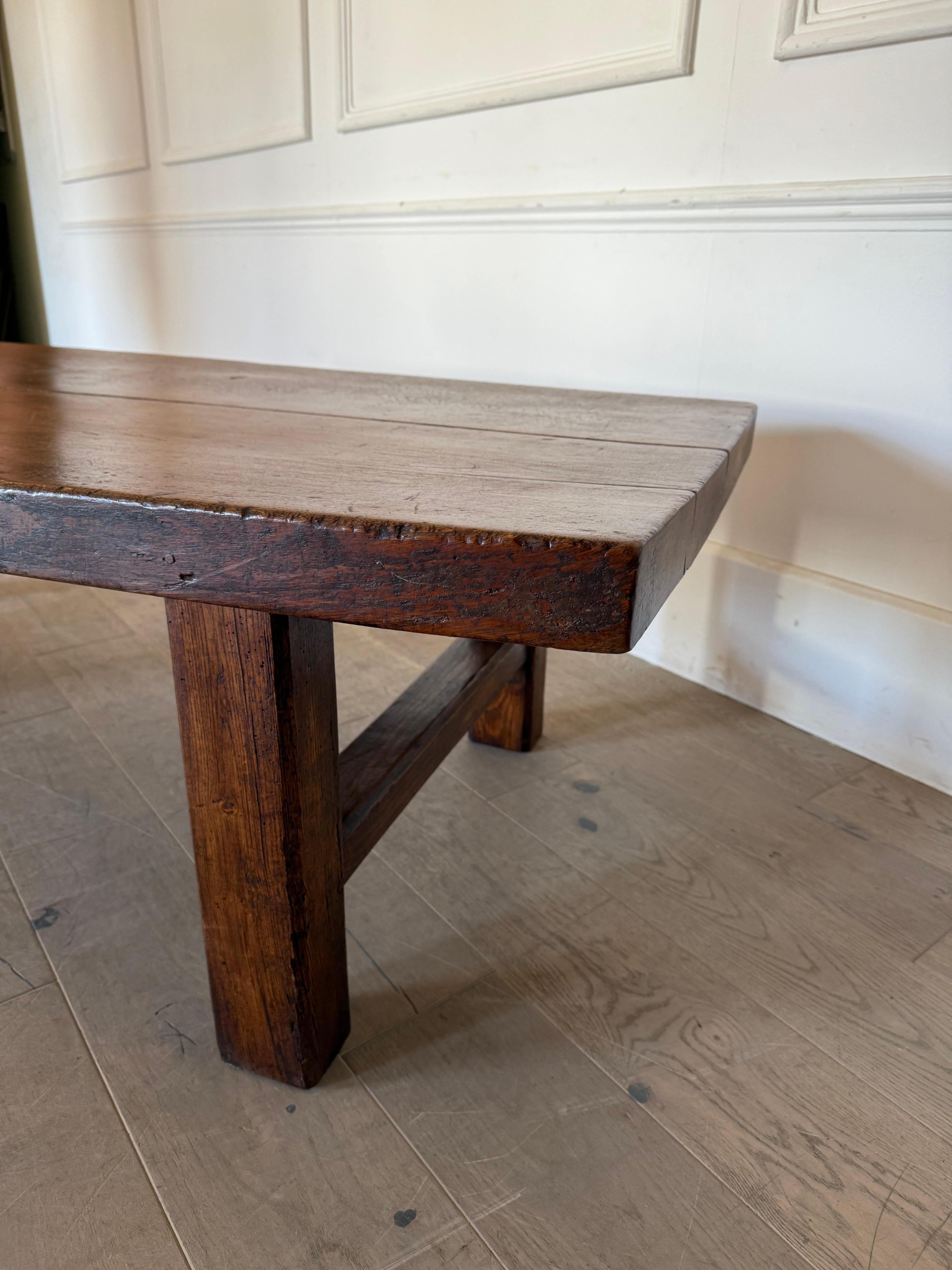 French Large rustic 19th Elm coffee table For Sale