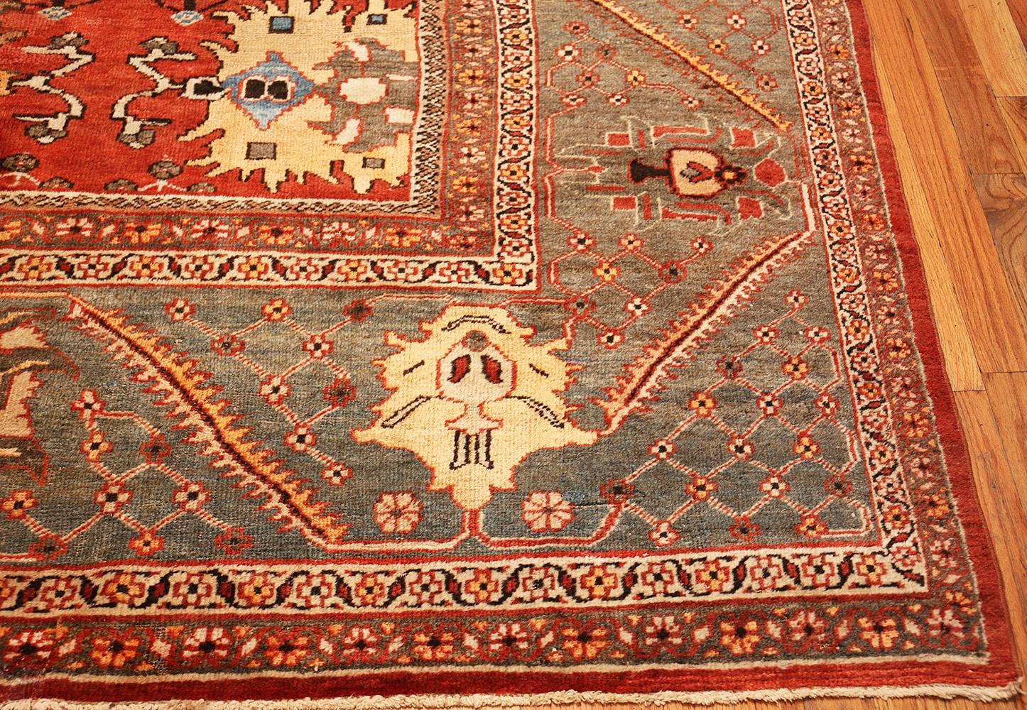 Antique Persian Sultanabad Rug. 14 ft 4 in x 19 ft 4 in In Good Condition For Sale In New York, NY