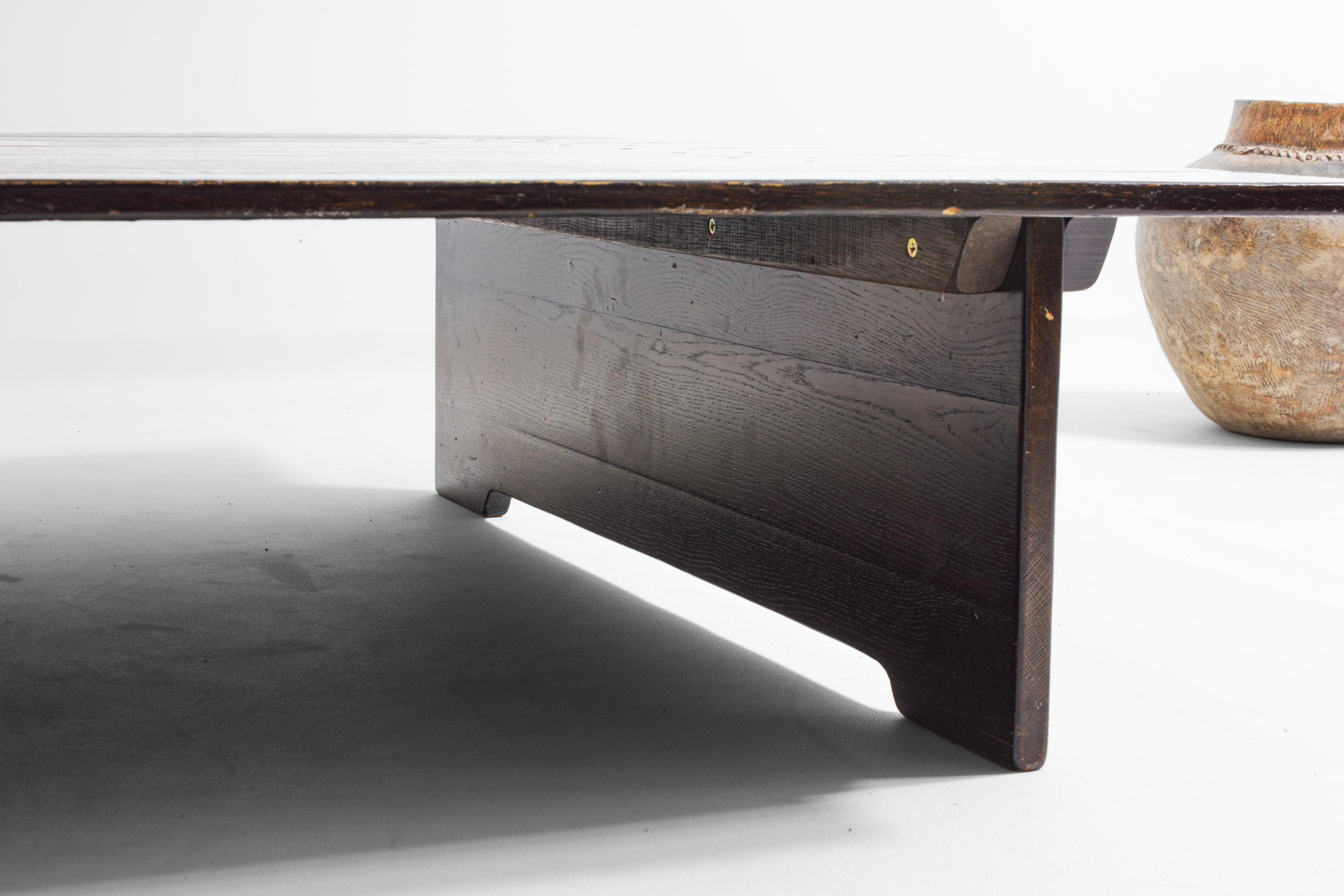 Large rustic brutalist coffee table in patinated wood, 1980s For Sale 5