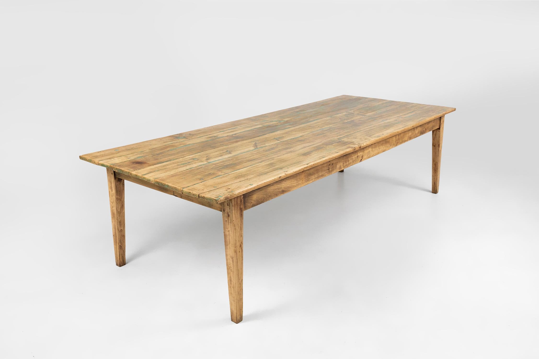 Grande table de ferme rustique en bois d'orme, France, vers 1800 en vente 5