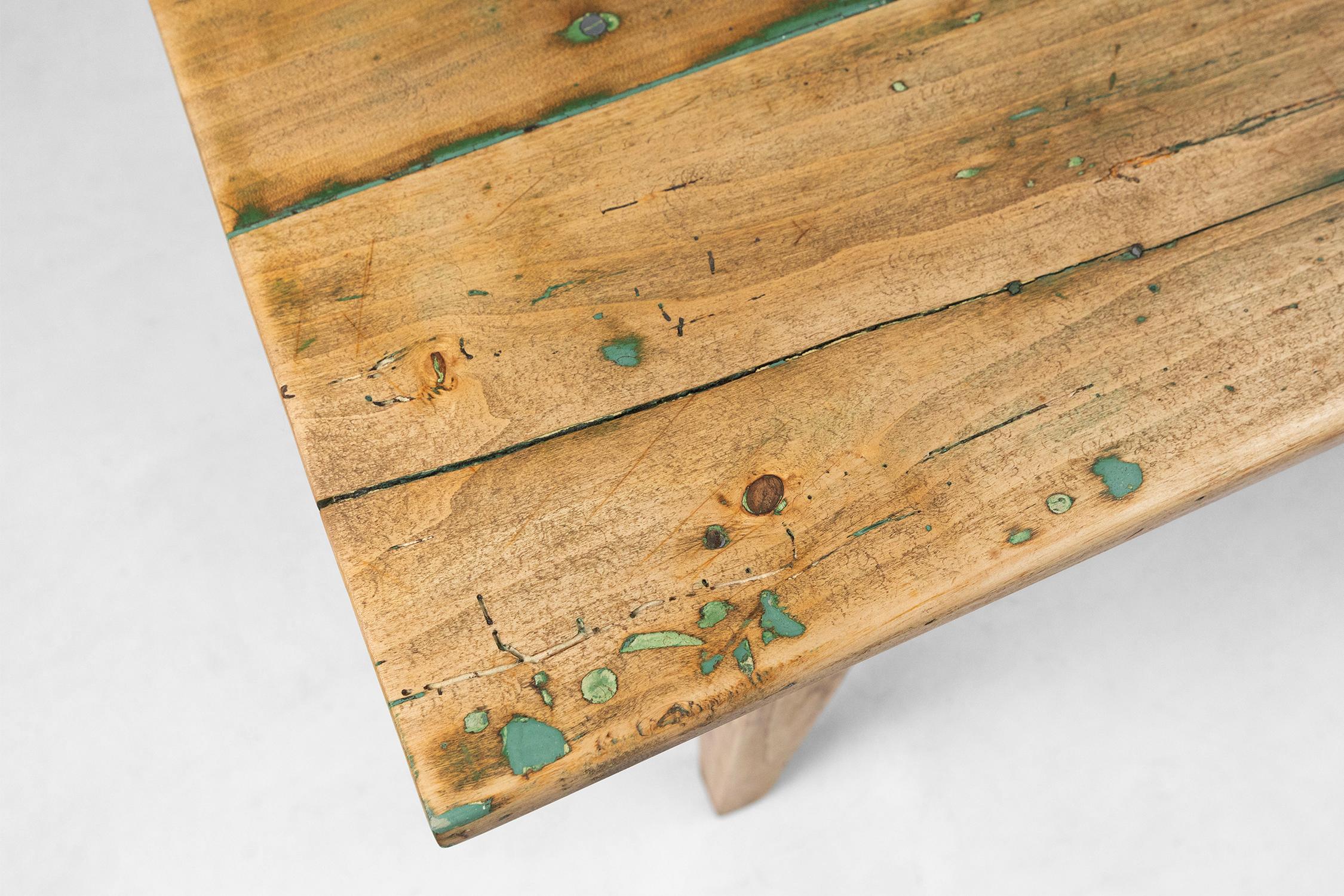 Début du XIXe siècle Grande table de ferme rustique en bois d'orme, France, vers 1800 en vente