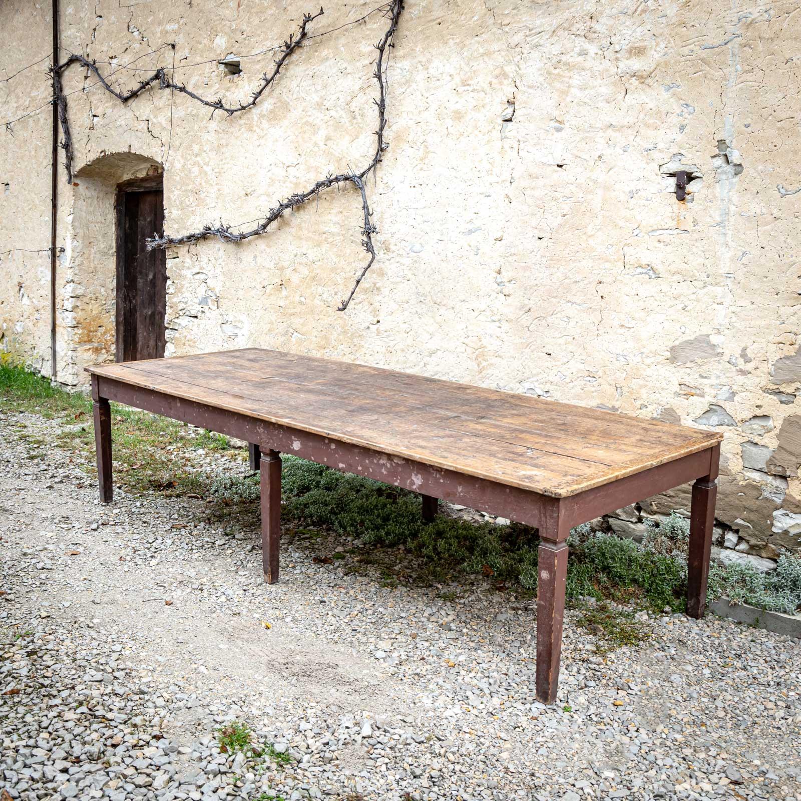 Grande table à manger provinciale rustique, 19ème siècle en vente 4