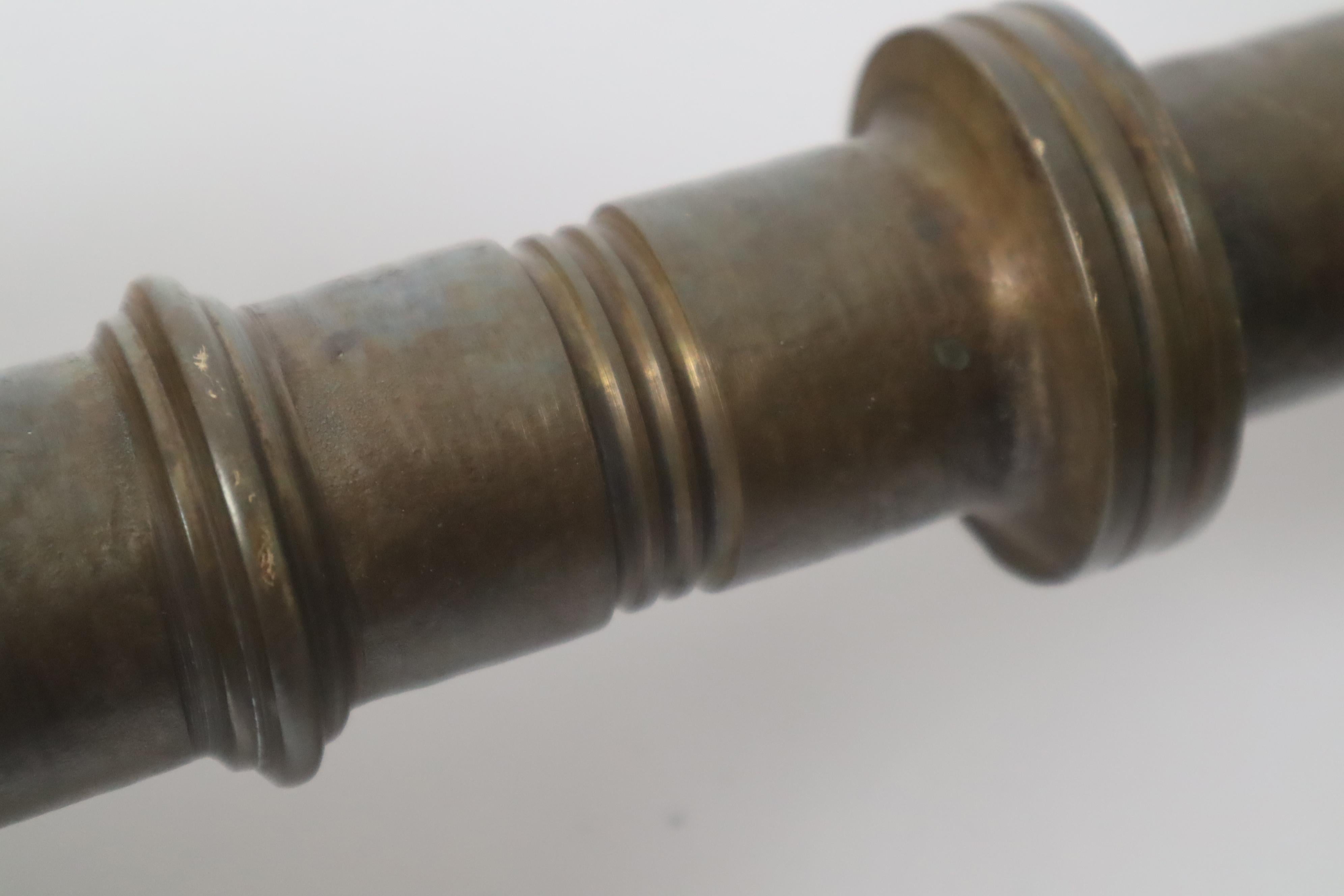Grande portacandele sacro in bronzo art déco, Germania, 1930 circa in vendita 4