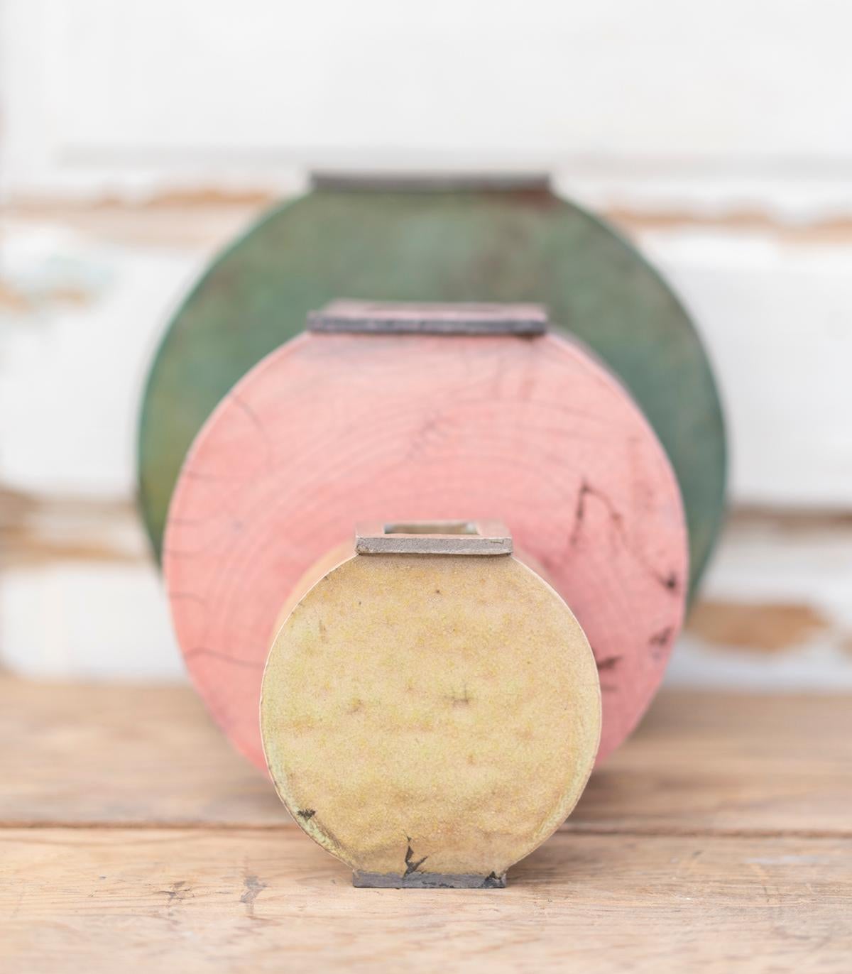 Postmoderno Vaso grande Salmone di Doa Ceramics in vendita