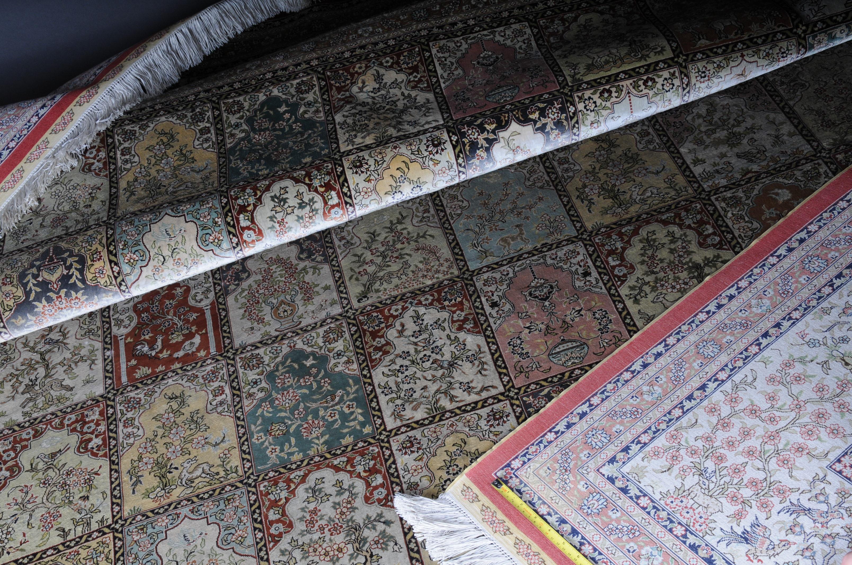 Large Salon Carpet, Silk on Silk, 20th Century For Sale 8