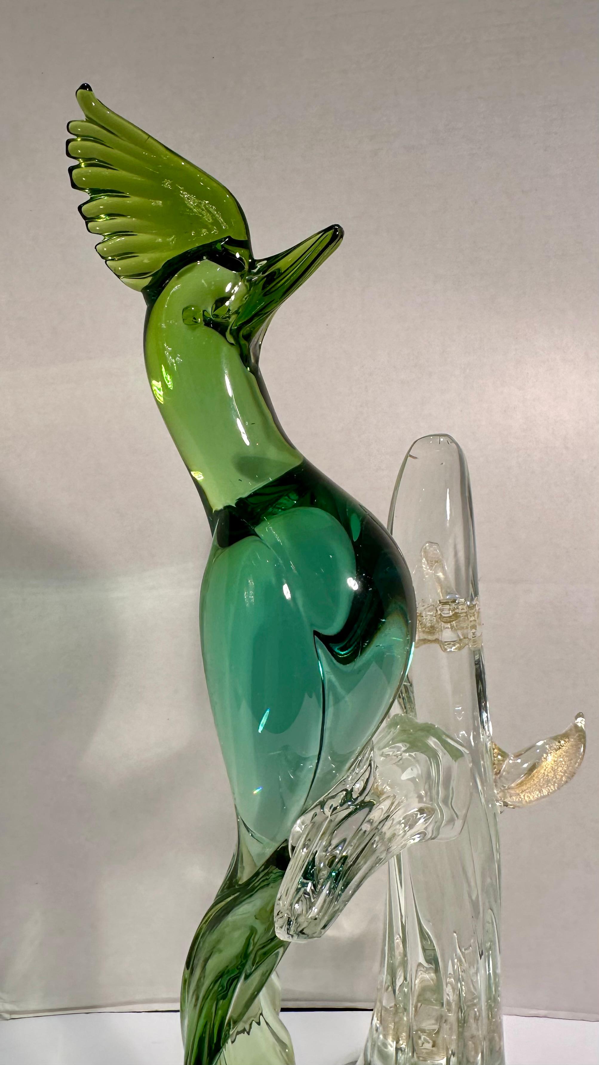  Large Salviati Italy Murano Glass Exotic Bird Figurine in Shades of Green  For Sale 5