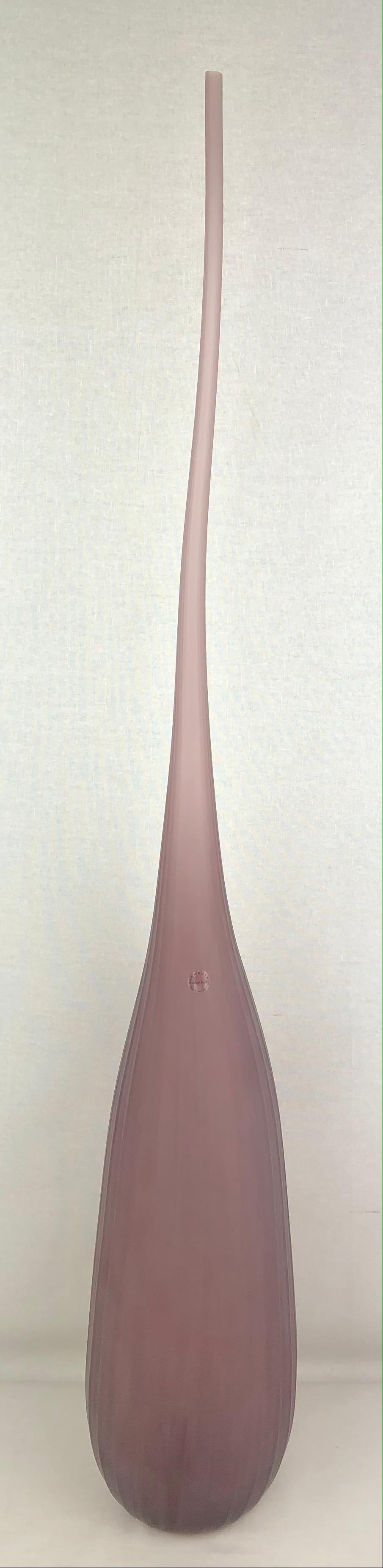 Fait main Grand vase Aria de Murano Salviati par Renzo Stellon en verre souffl  la bouche en amthyste en vente
