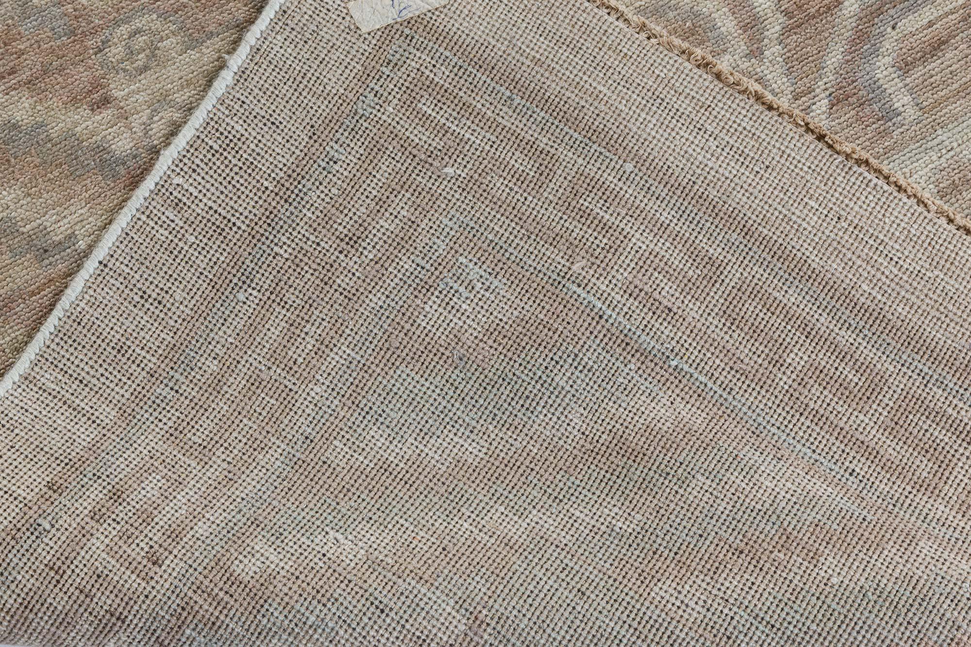 Alfombra geométrica grande de lana estilo Samarcanda hecha a mano por Doris Leslie Blau en venta 2