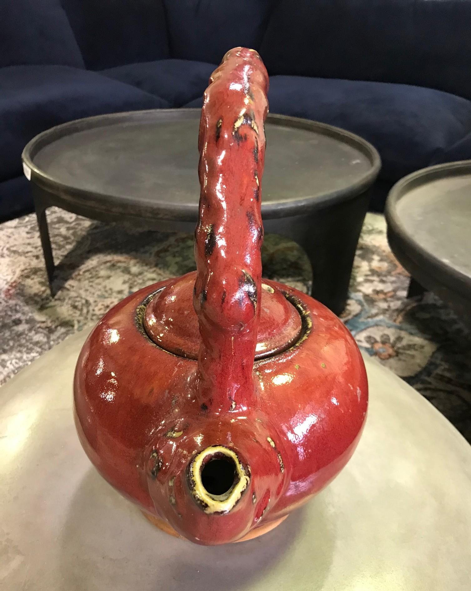 Large Sangue De Boeuf Japanese Ornamental Ceremonial Pottery Ceramic Tea Pot In Good Condition In Studio City, CA