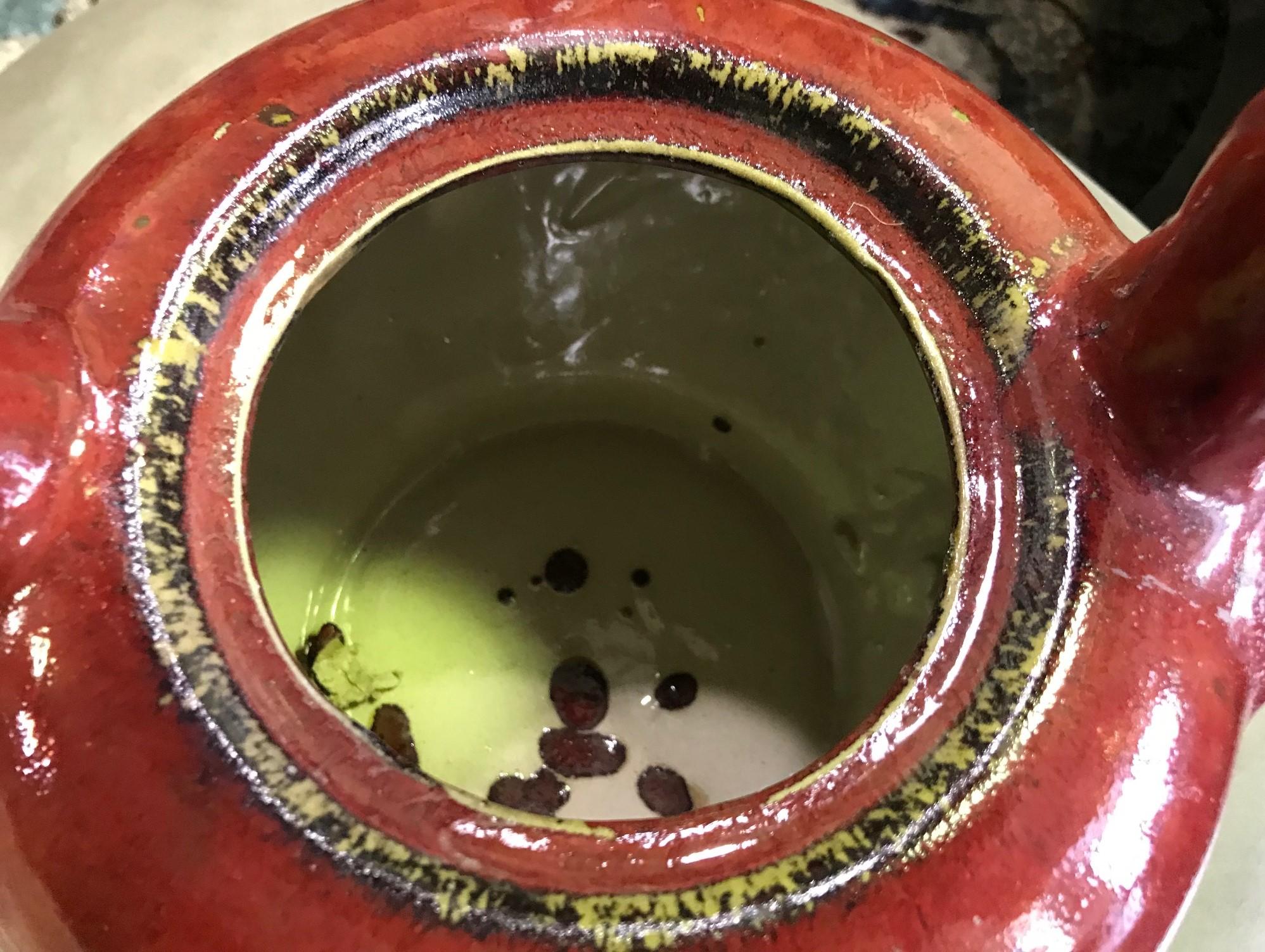 20th Century Large Sangue De Boeuf Japanese Ornamental Ceremonial Pottery Ceramic Tea Pot