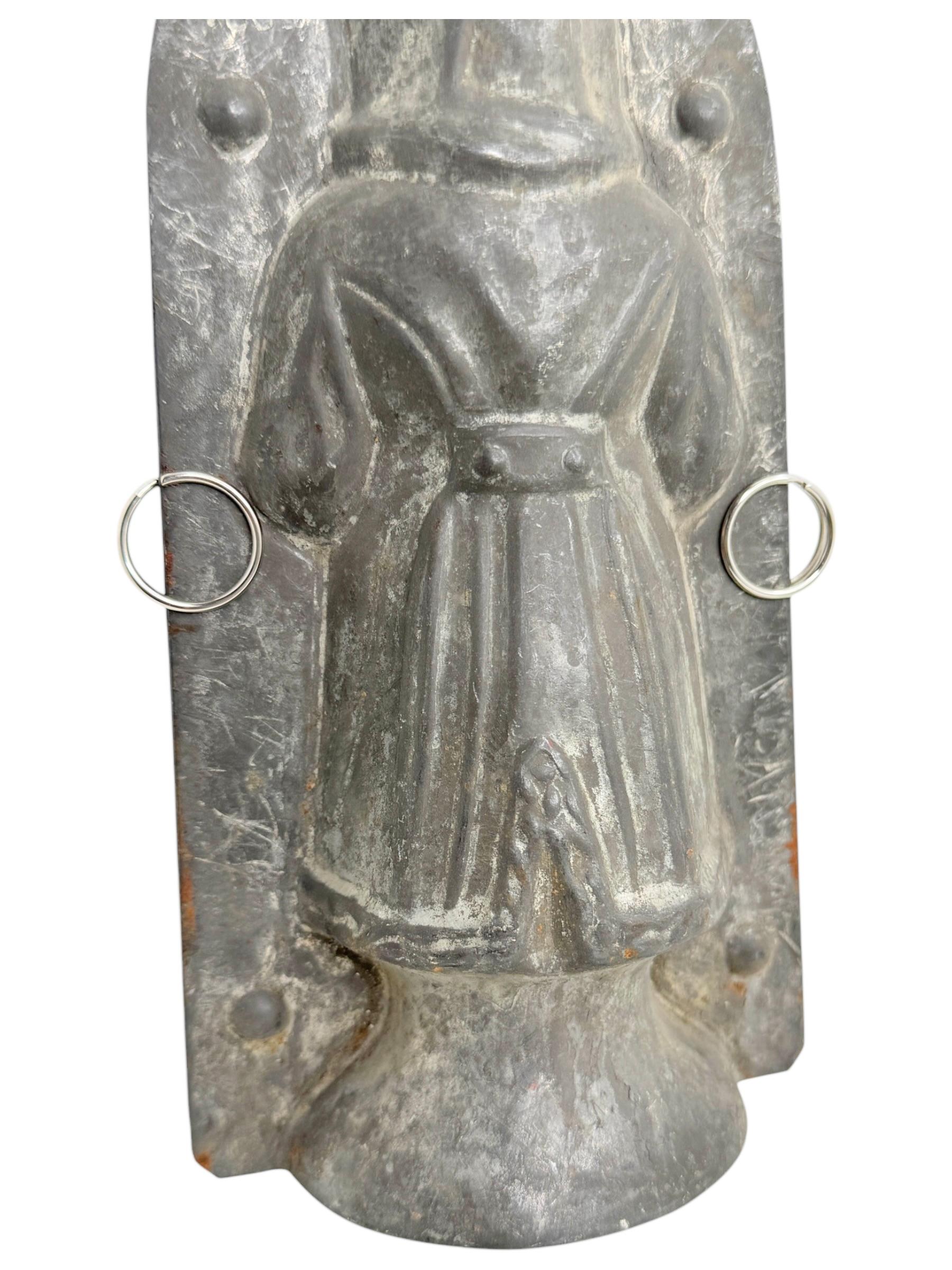 large Santa Claus Belsnickle Christmas Chocolate Mold Antique 1890s, German For Sale 3