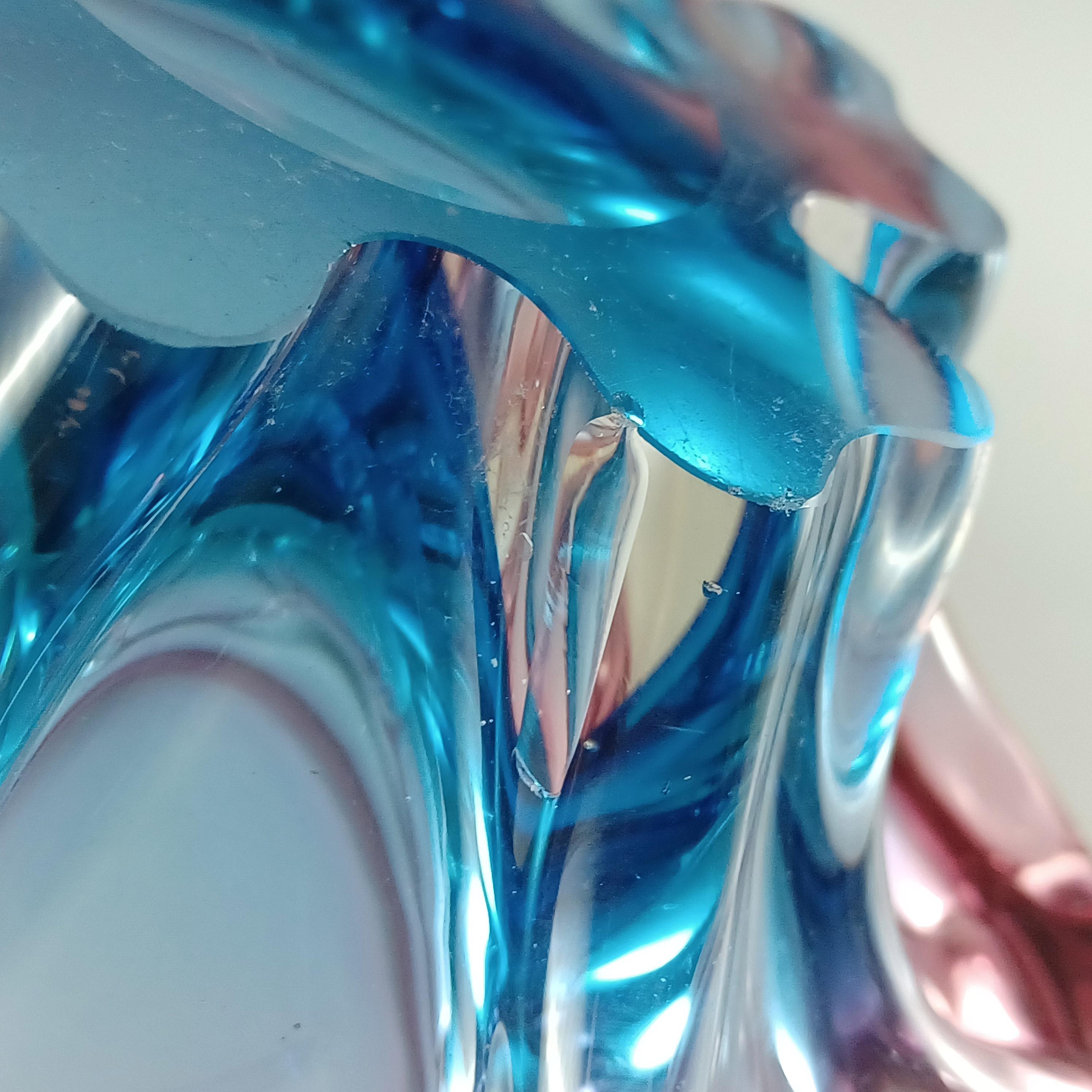GRAN Tazón vintage japonés Sanyu de cristal rosa y azul con asas en venta 2