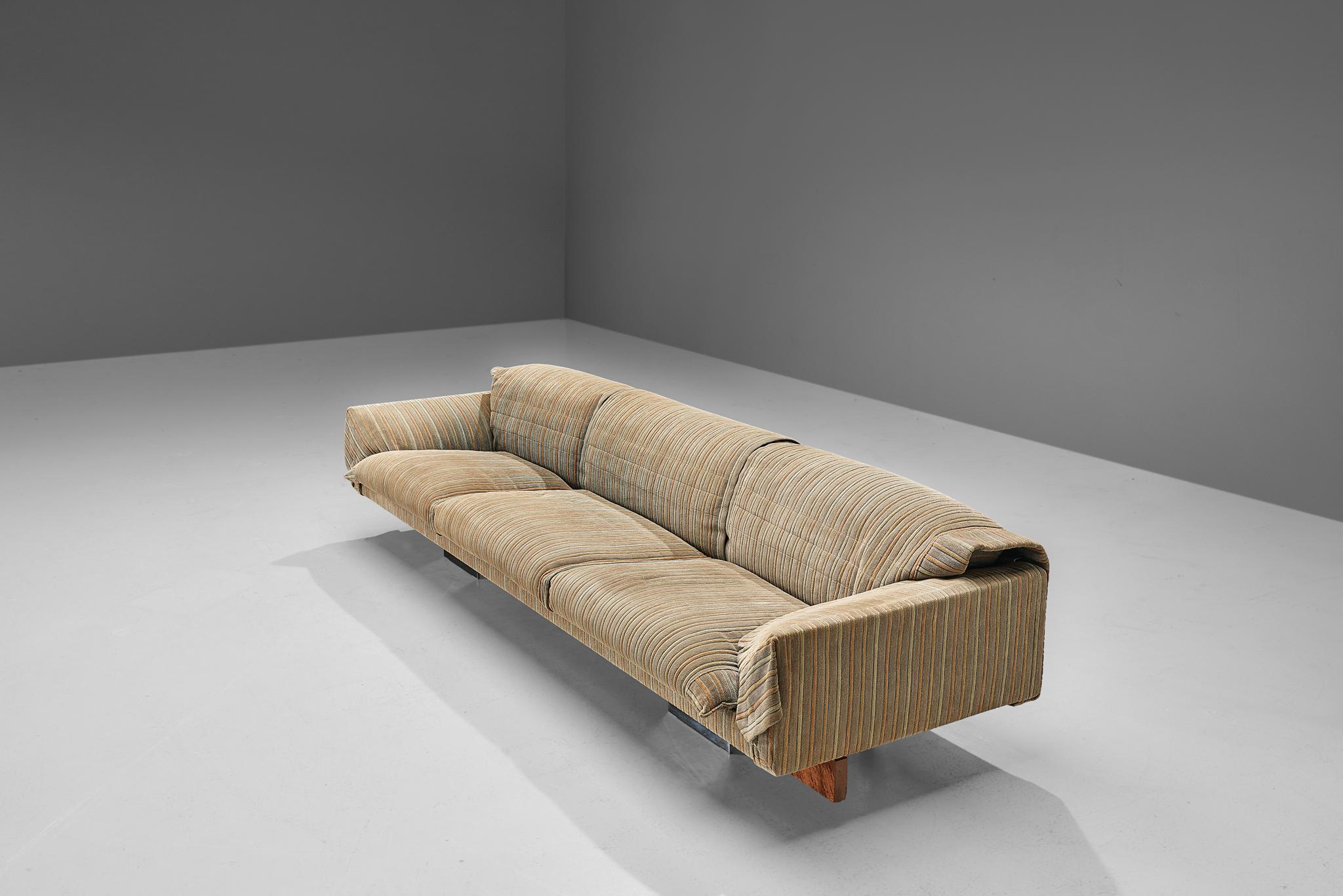 Large Saporiti Sofa in Textured Upholstery 1