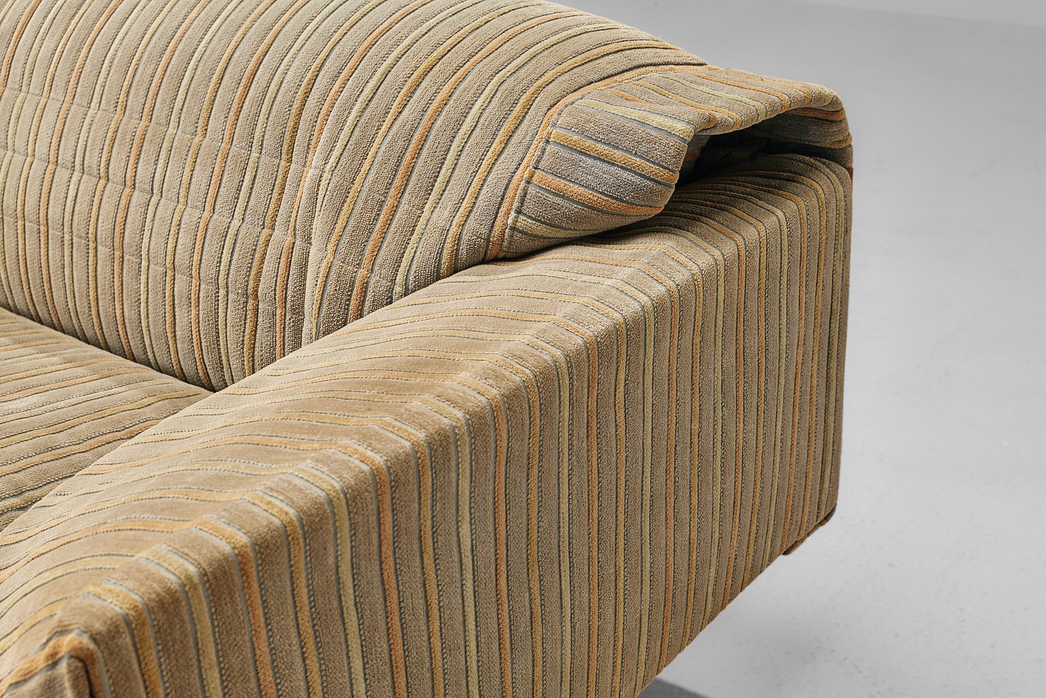 Mid-Century Modern Large Saporiti Sofa in Textured Upholstery