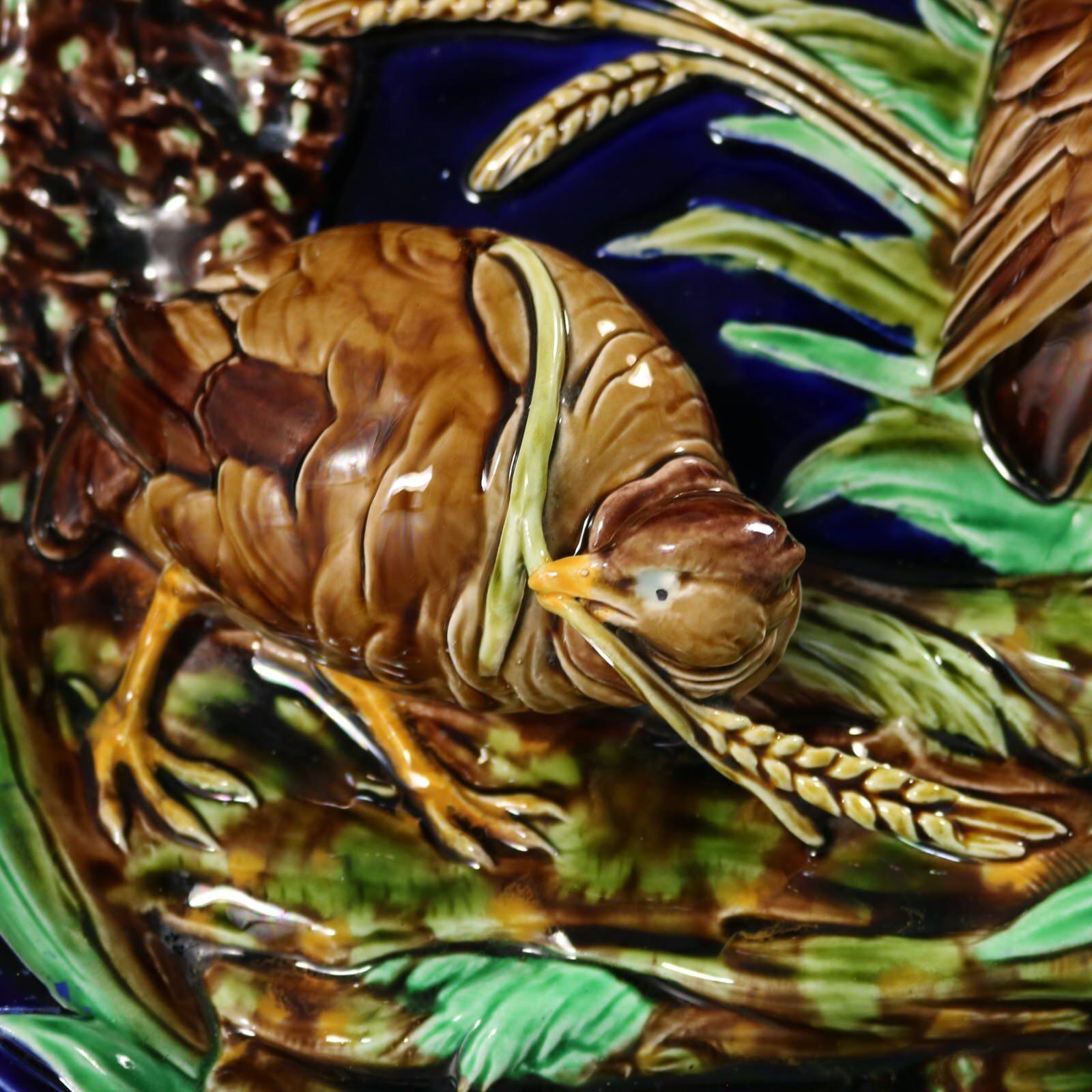 Large Sarreguemines Majolica Partridges Wall Plaque In Good Condition For Sale In Chelmsford, Essex