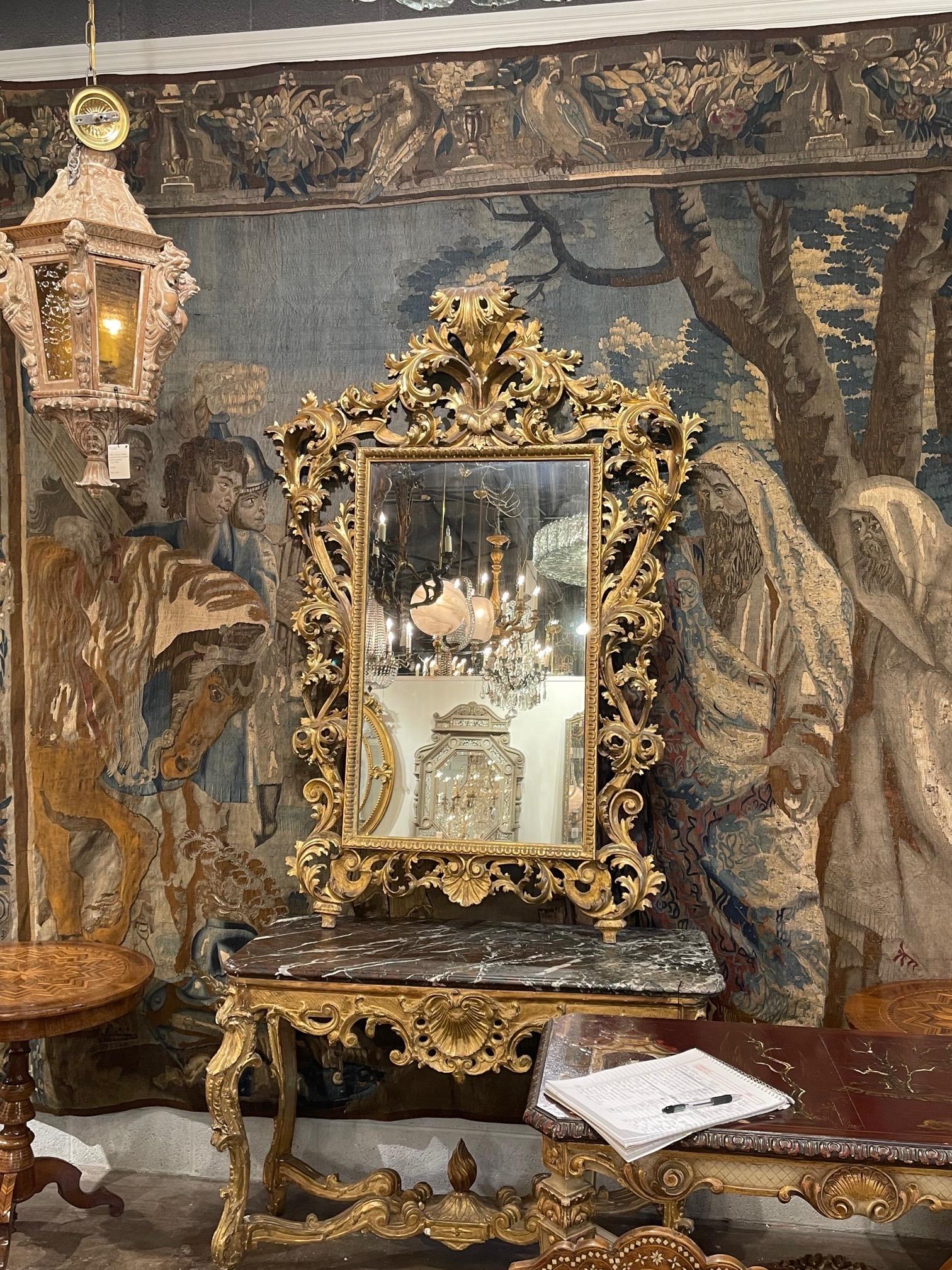 Large Scale 18th Century Italian Florentine Giltwood Mirror For Sale 1