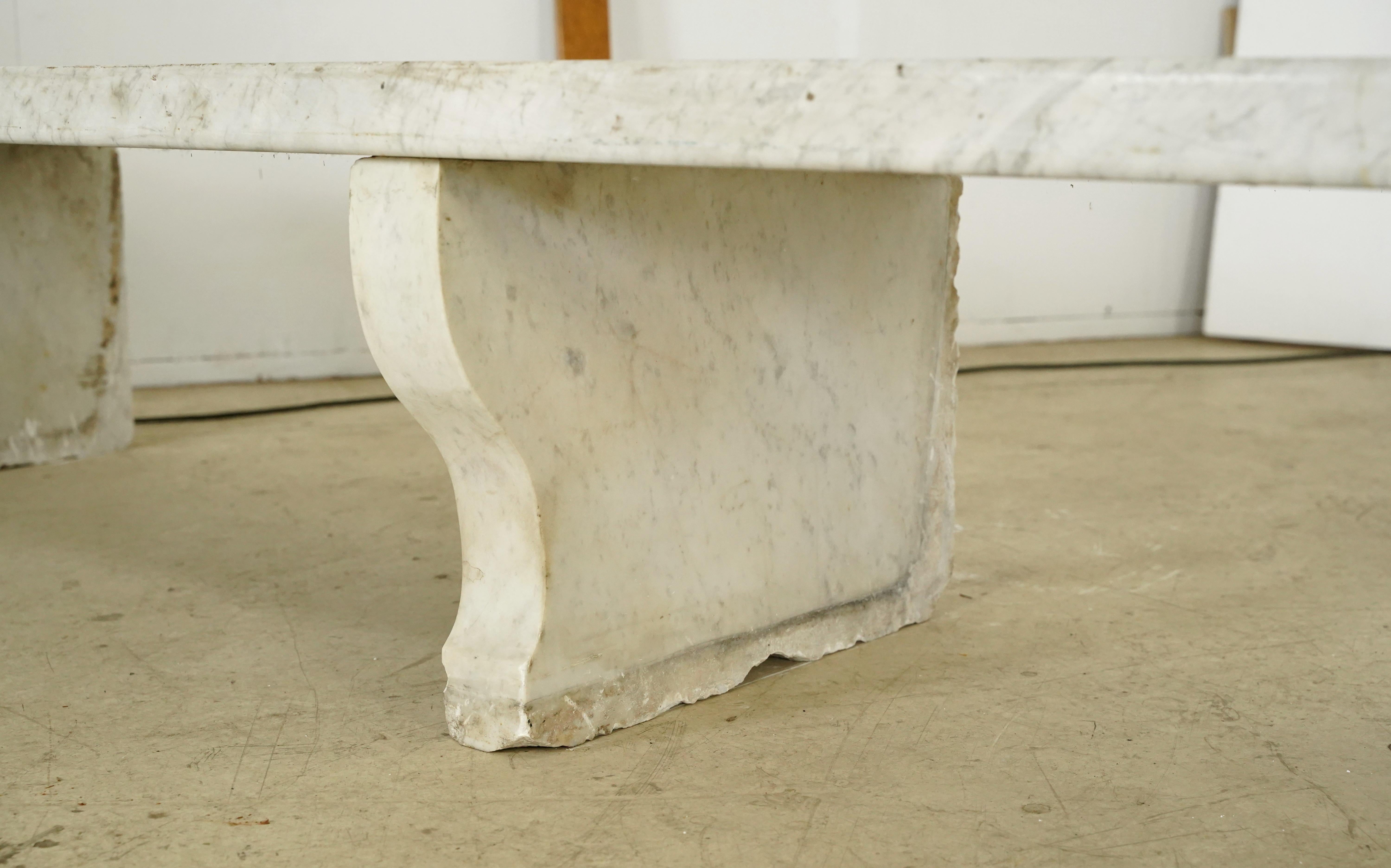 Großer Maßstab 195 in. Bank aus weißem Carrara-Marmor im Angebot 6