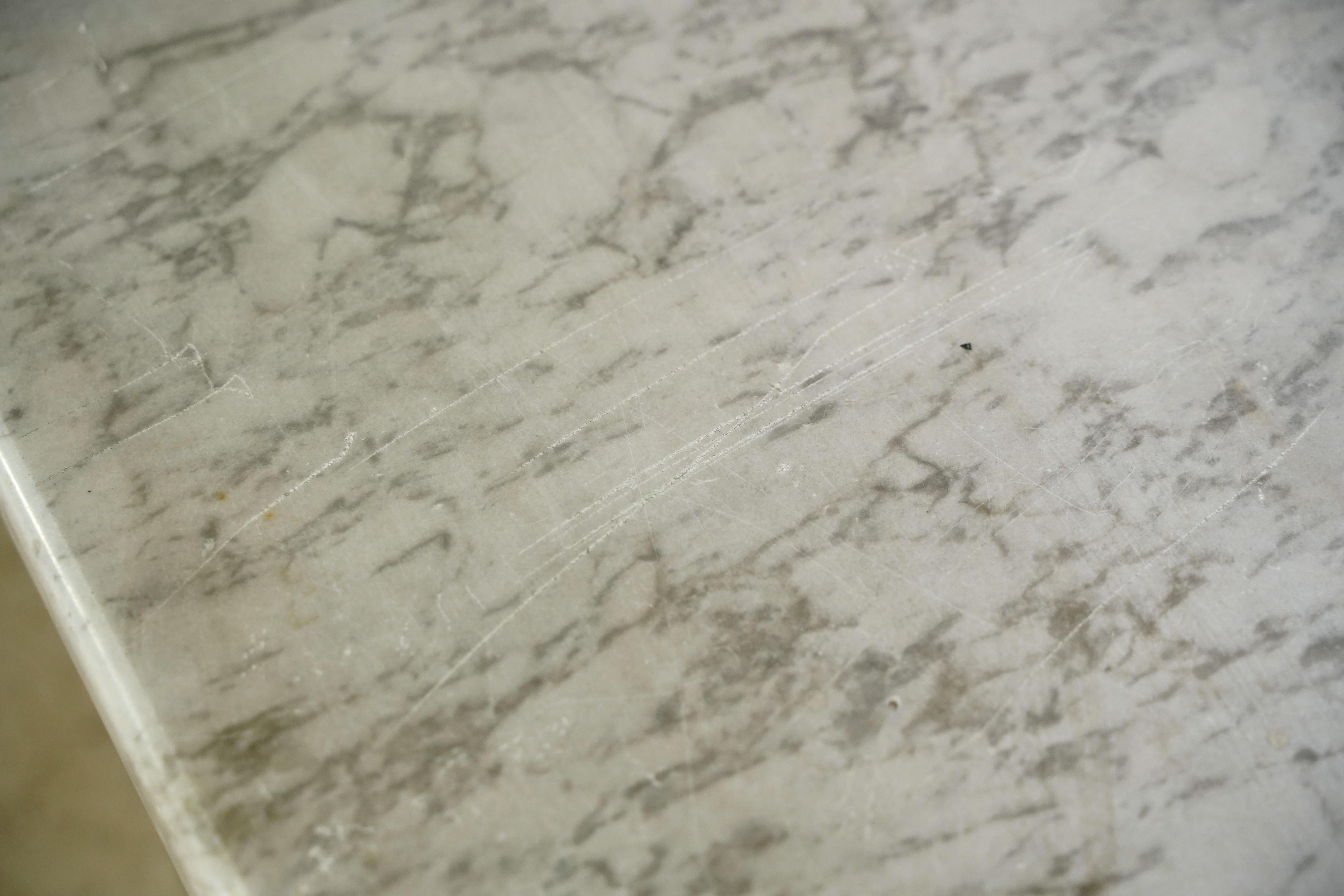 Großer Maßstab 195 in. Bank aus weißem Carrara-Marmor im Angebot 11