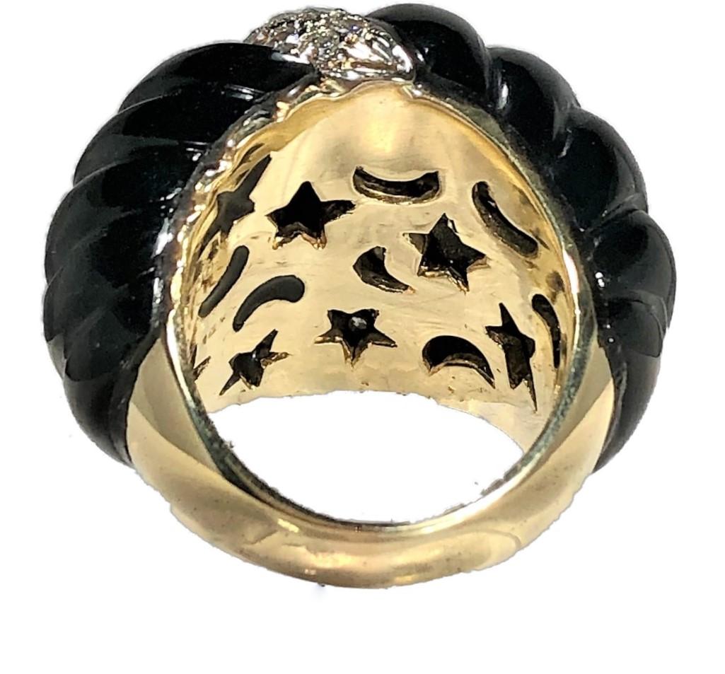 Women's Large Scale 1970's Fluted Onyx, Gold and Diamond Cocktail Ring For Sale